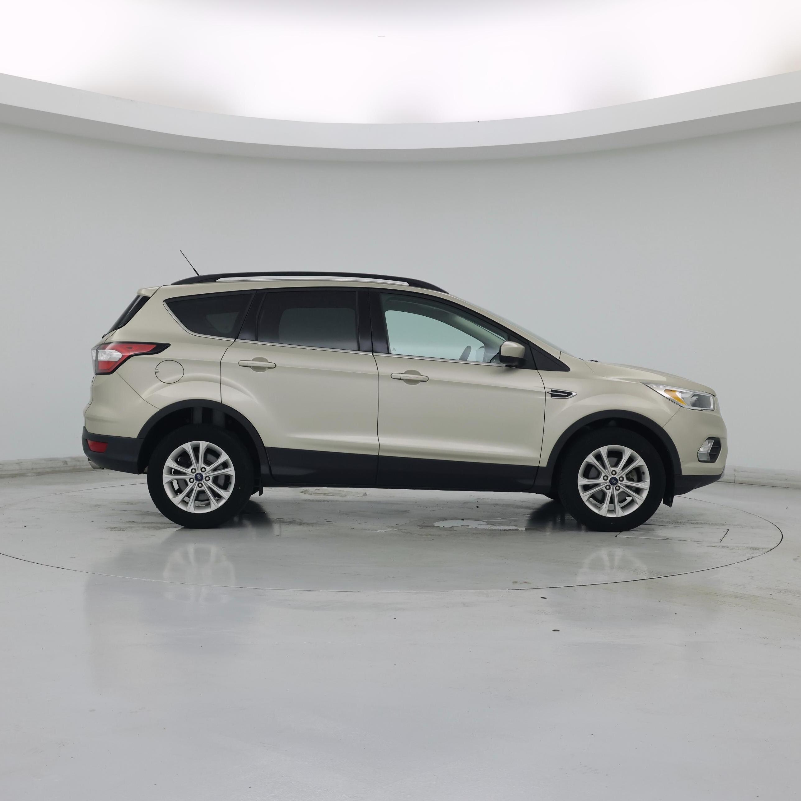 Thumbnail: 2018 Ford Escape - 7