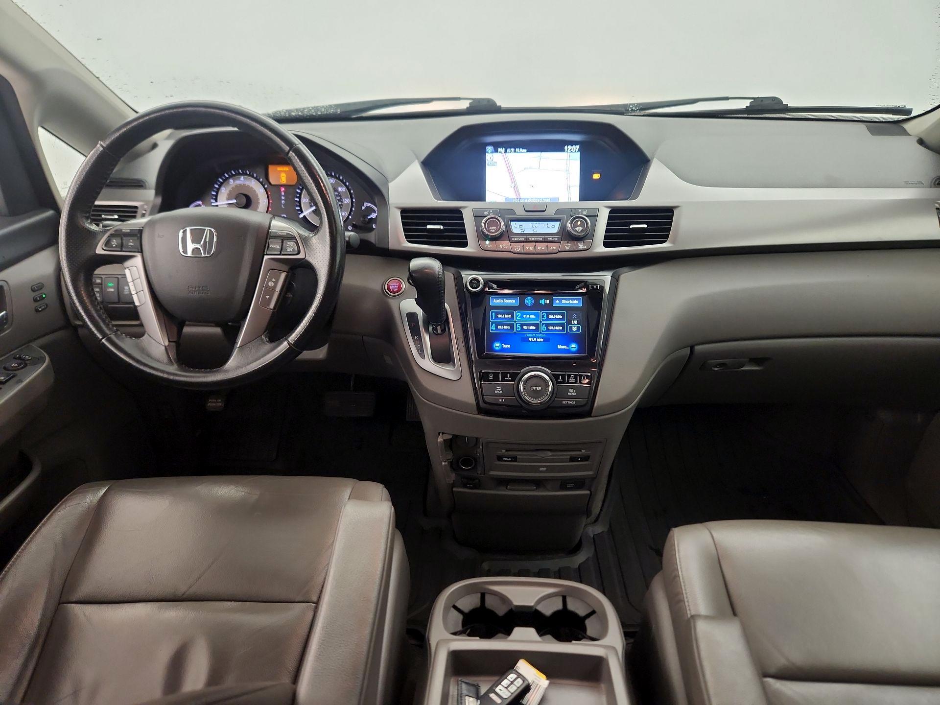 Thumbnail: 2015 Honda Odyssey - 9