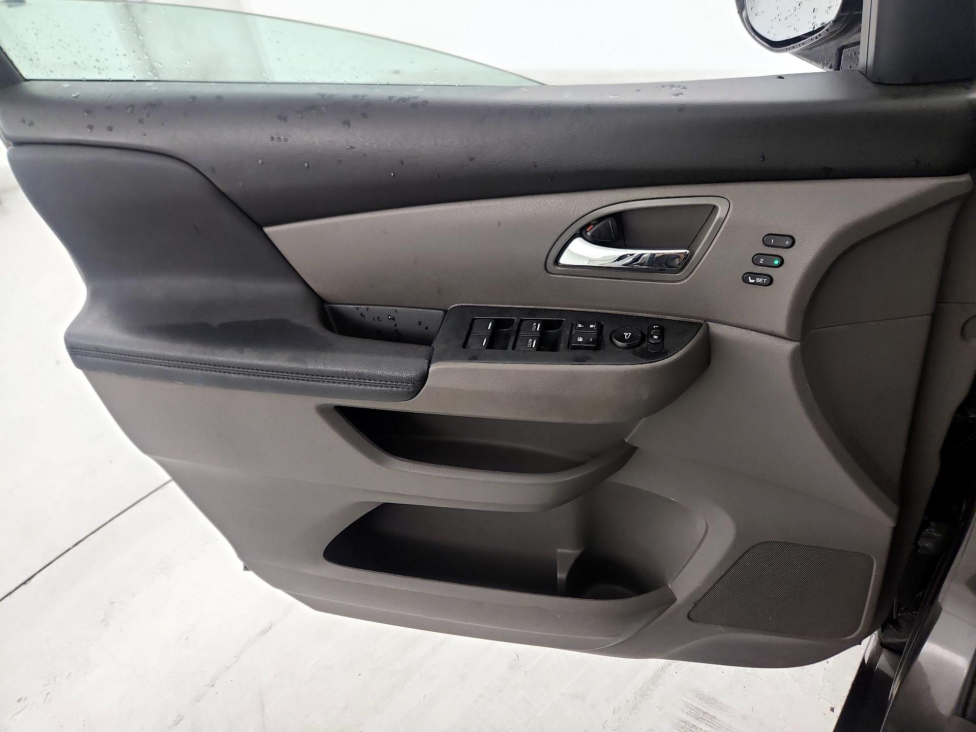 Thumbnail: 2015 Honda Odyssey - 12