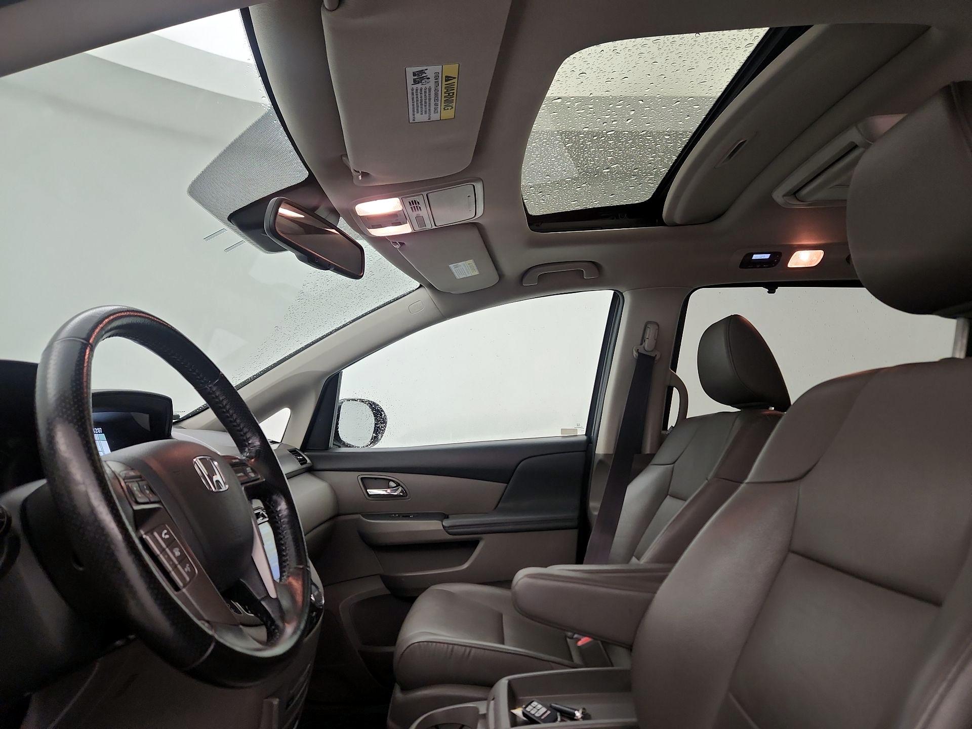 Thumbnail: 2015 Honda Odyssey - 20
