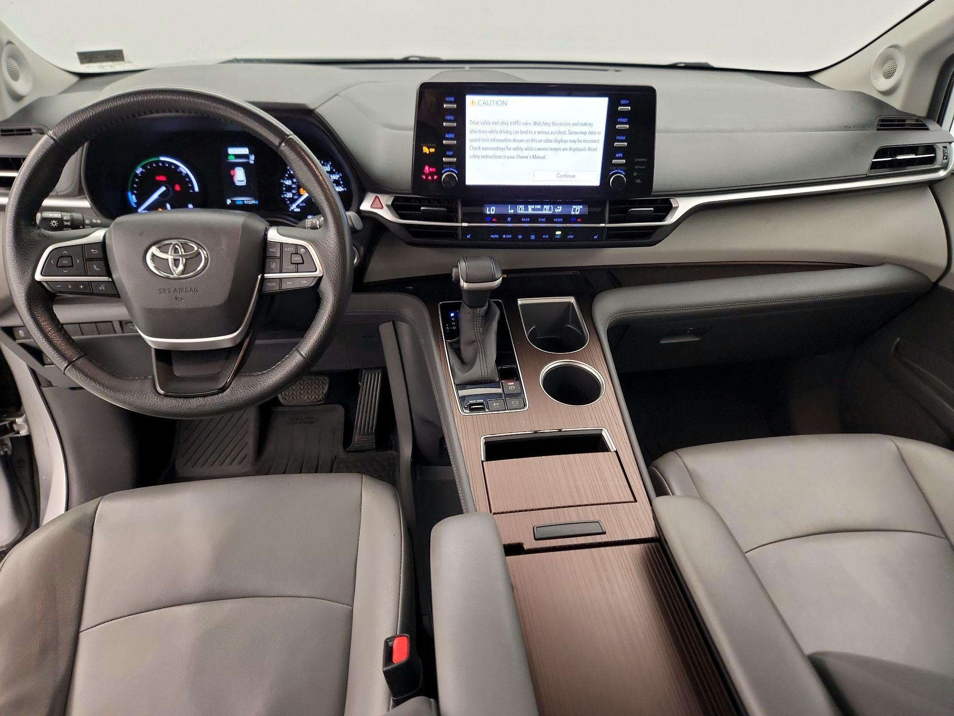 Thumbnail: 2022 Toyota Sienna - 9