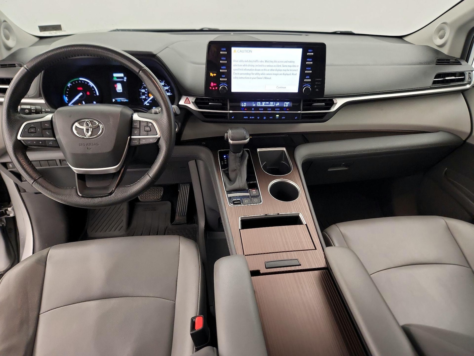 2022 Toyota Sienna XLE - Photo 10