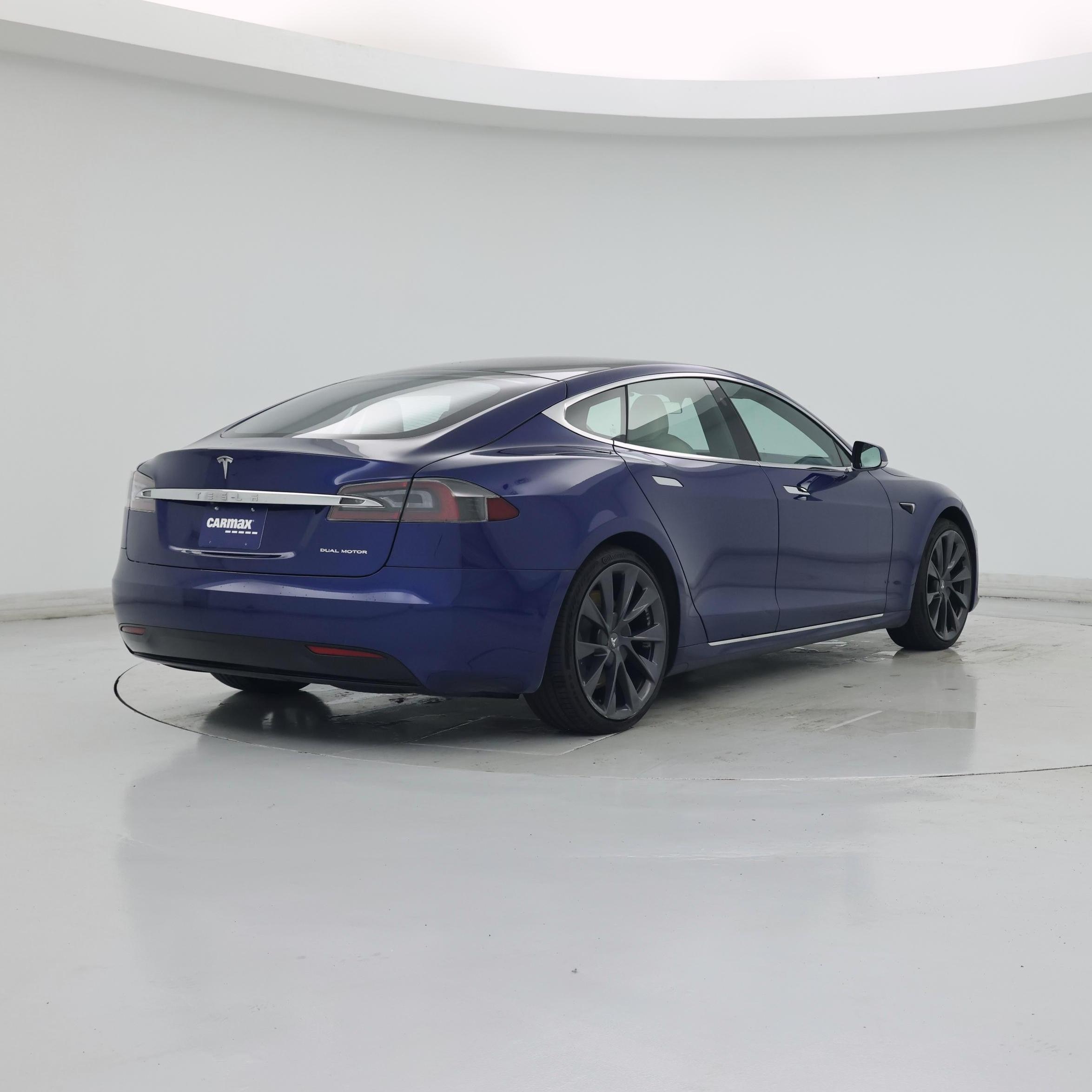 Thumbnail: 2020 Tesla Model S - 8