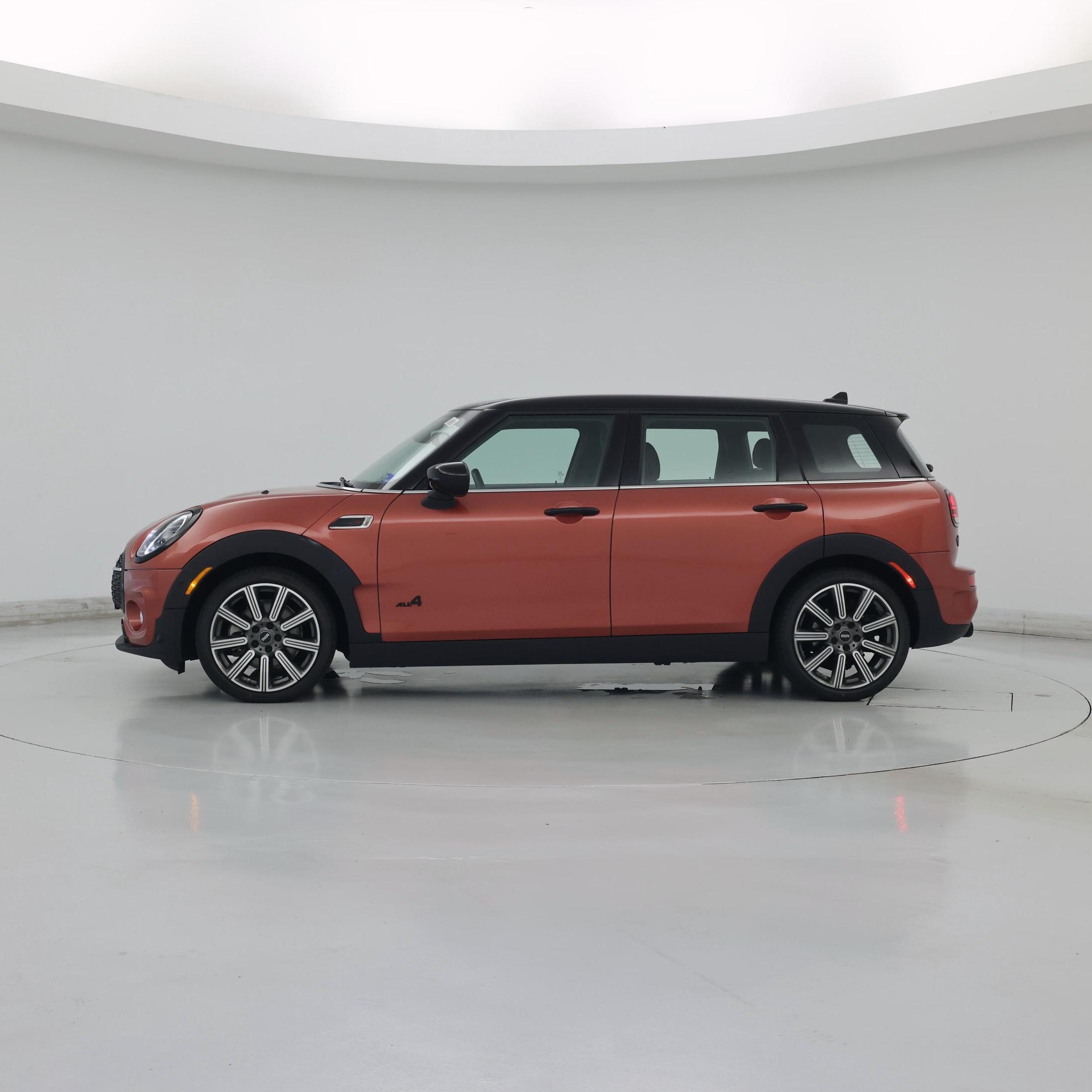 Thumbnail: 2023 MINI Cooper Clubman - 3