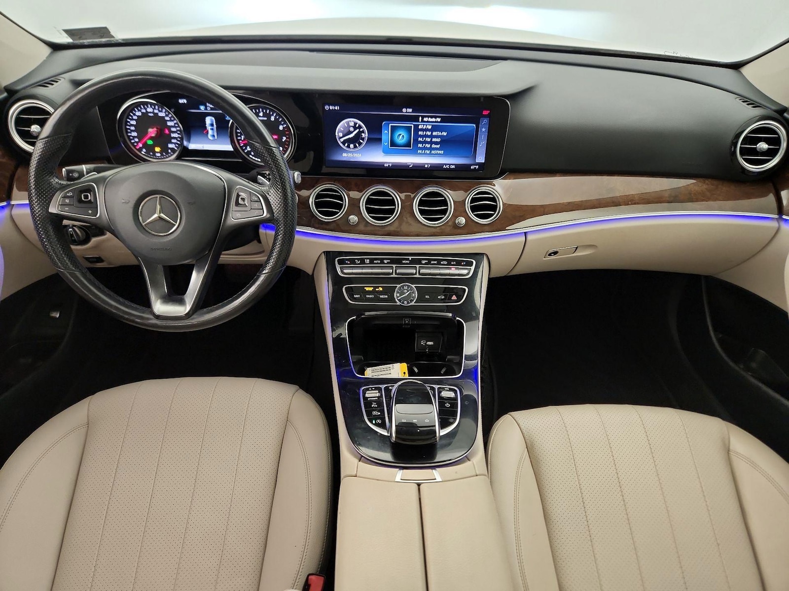 2018 Mercedes-Benz E-Class E300 - Photo 10