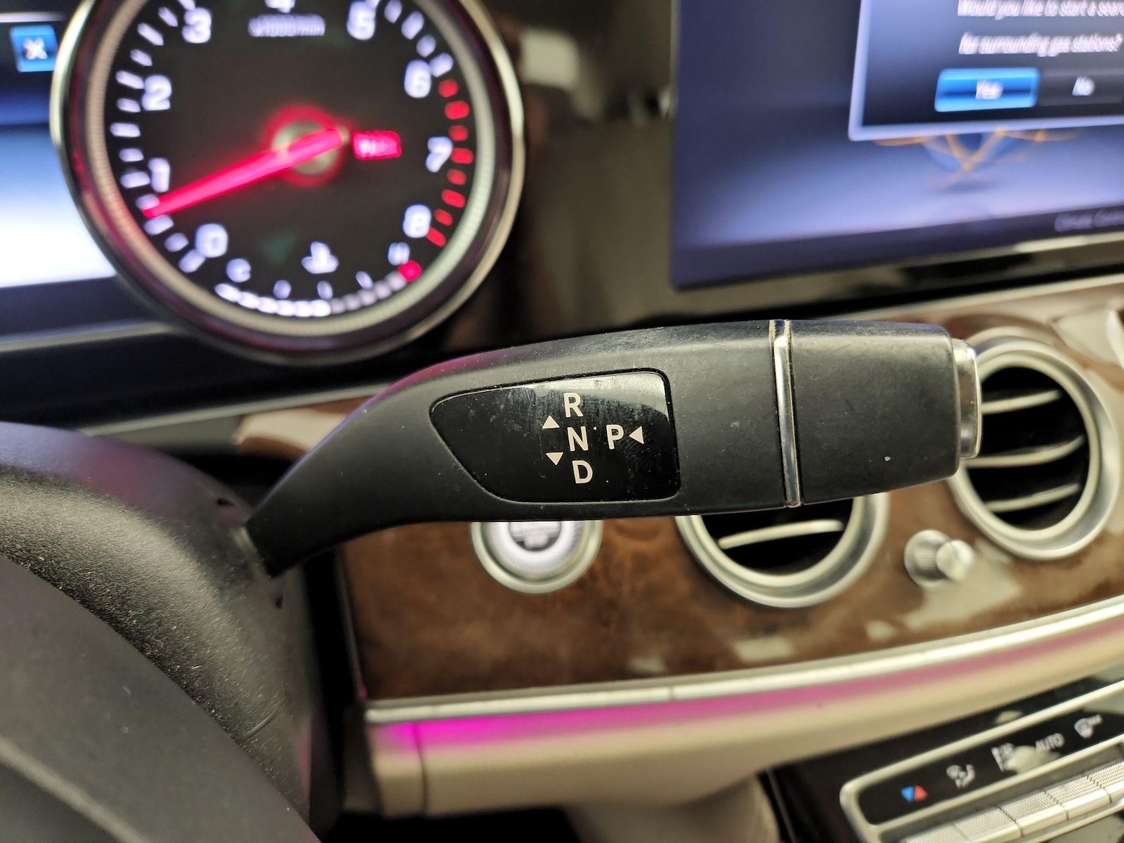 2018 Mercedes-Benz E-Class E300 - Photo 18