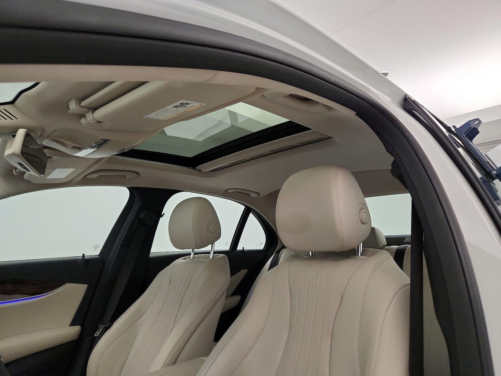 2018 Mercedes-Benz E-Class E300 - Photo 20