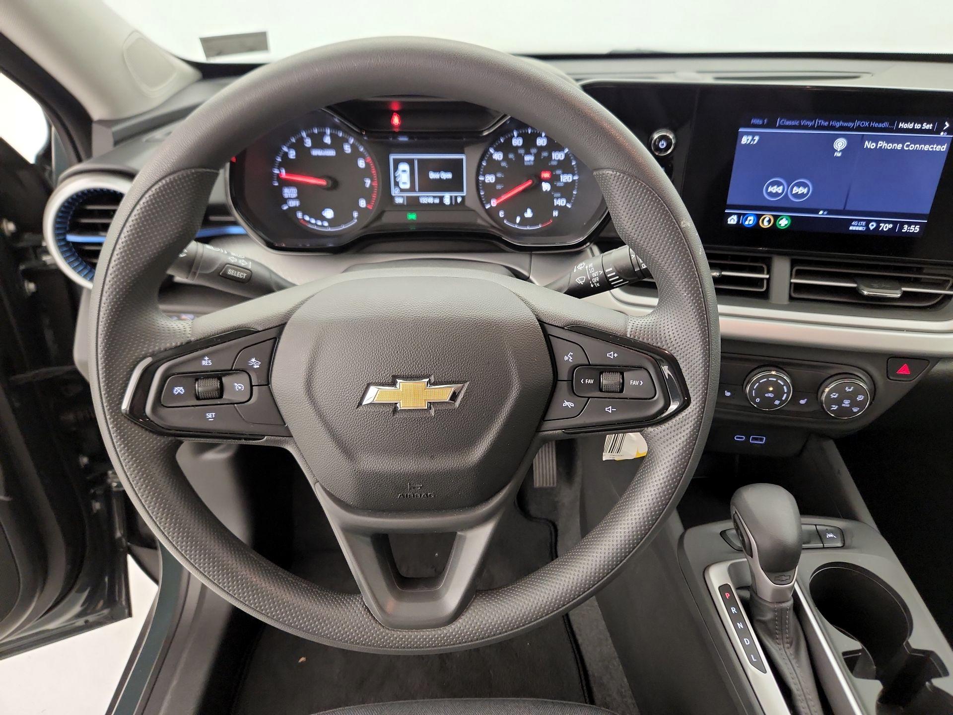 Thumbnail: 2025 Chevrolet Trax - 10
