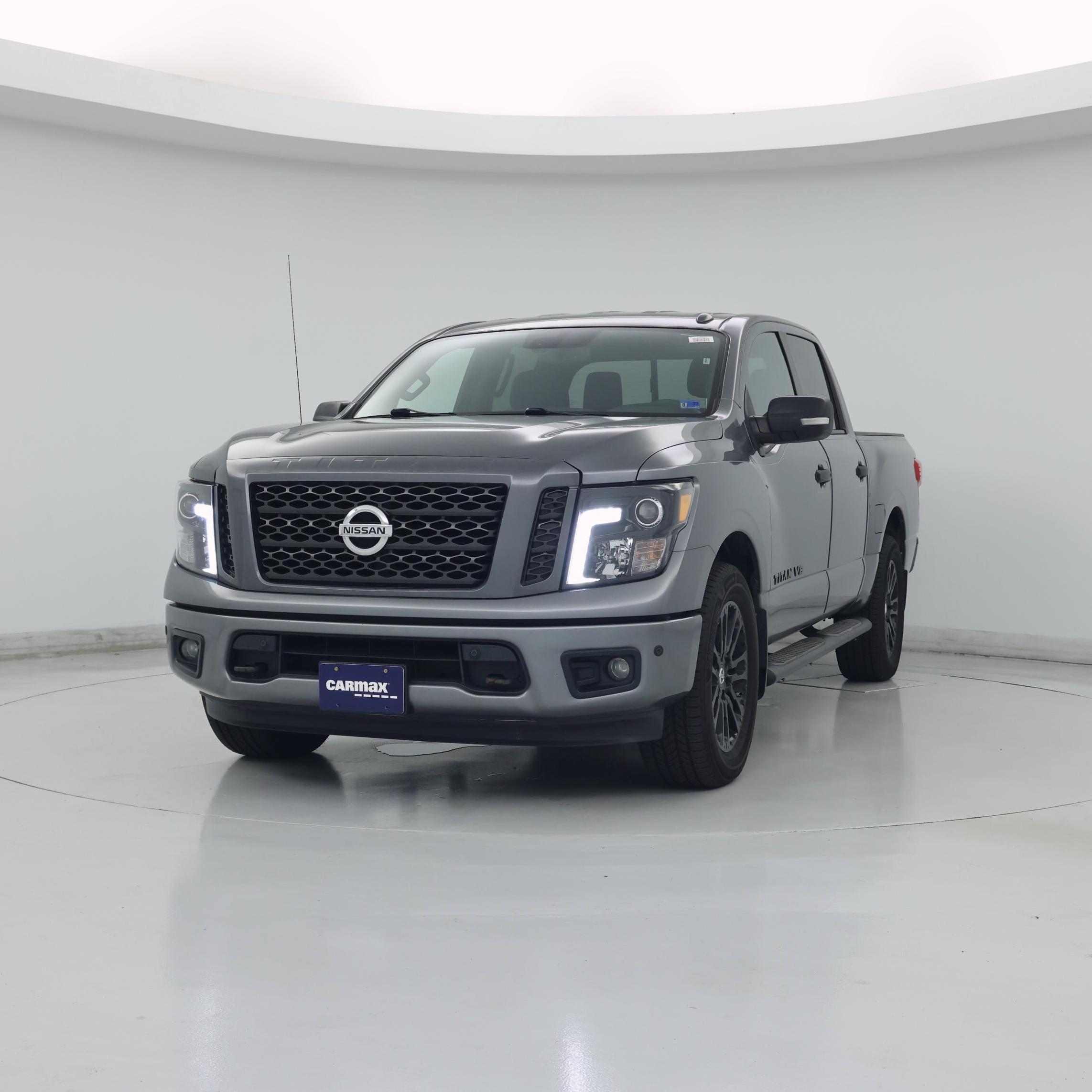 Thumbnail: 2018 Nissan Titan - 4