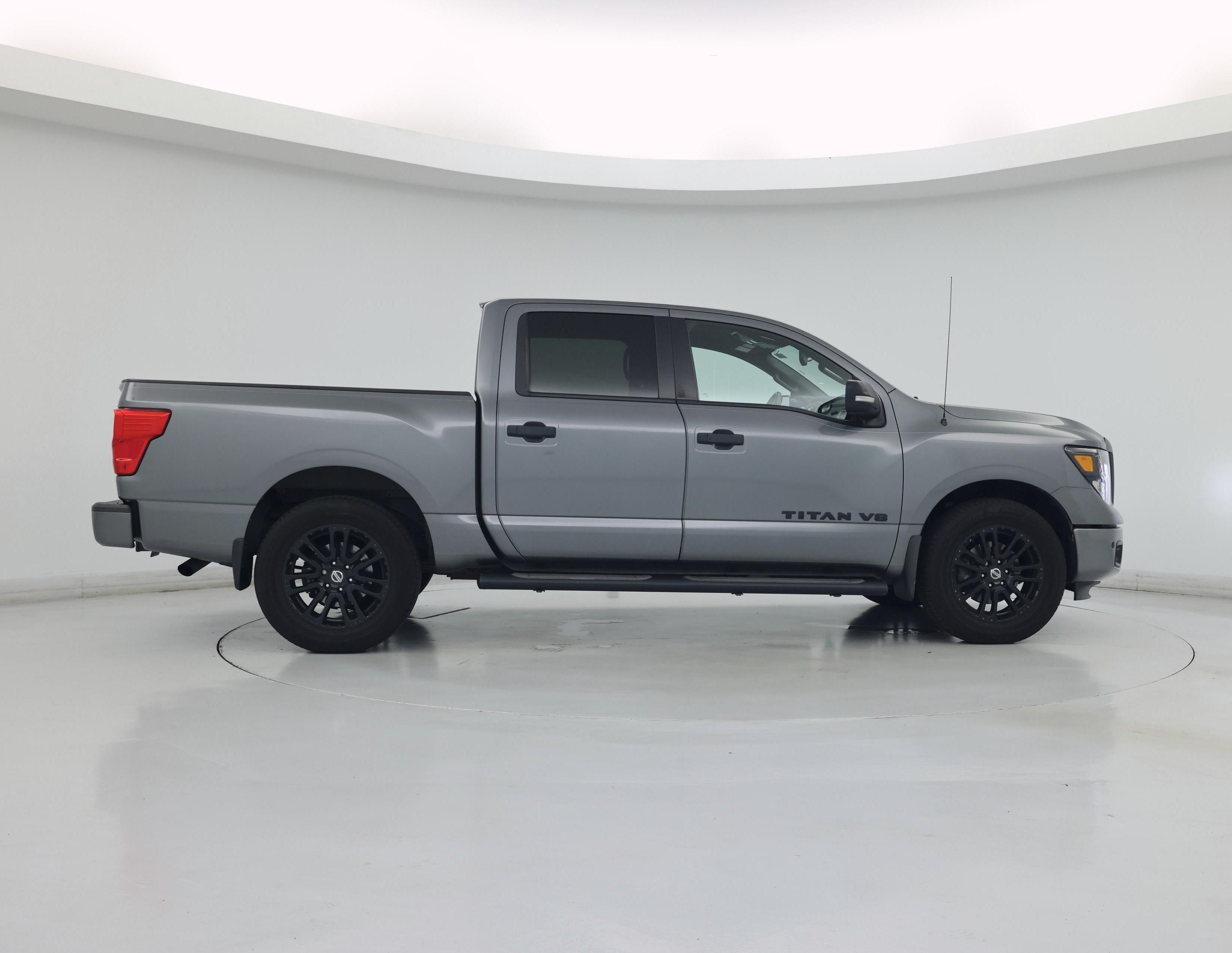 Thumbnail: 2018 Nissan Titan - 7