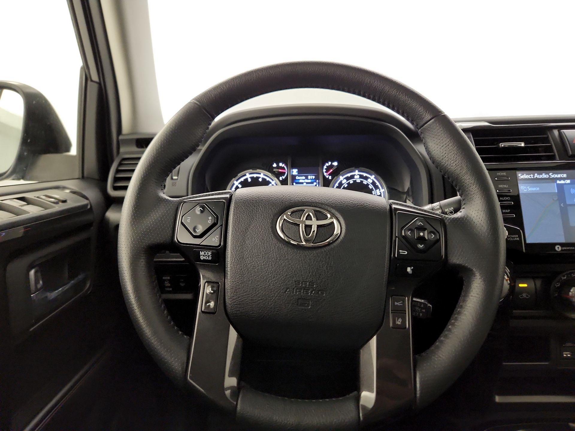 Thumbnail: 2022 Toyota 4Runner - 10