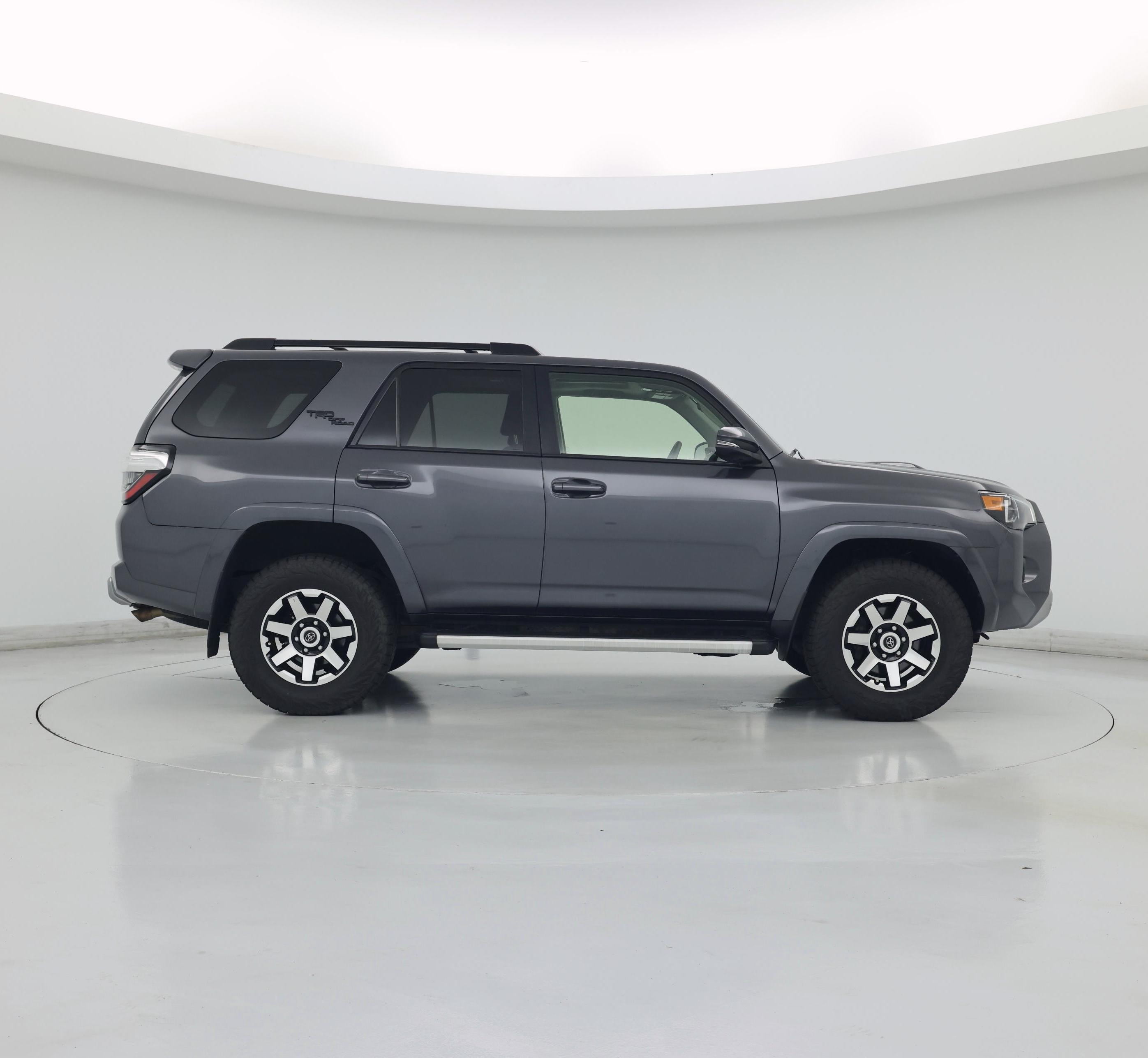 Thumbnail: 2022 Toyota 4Runner - 7
