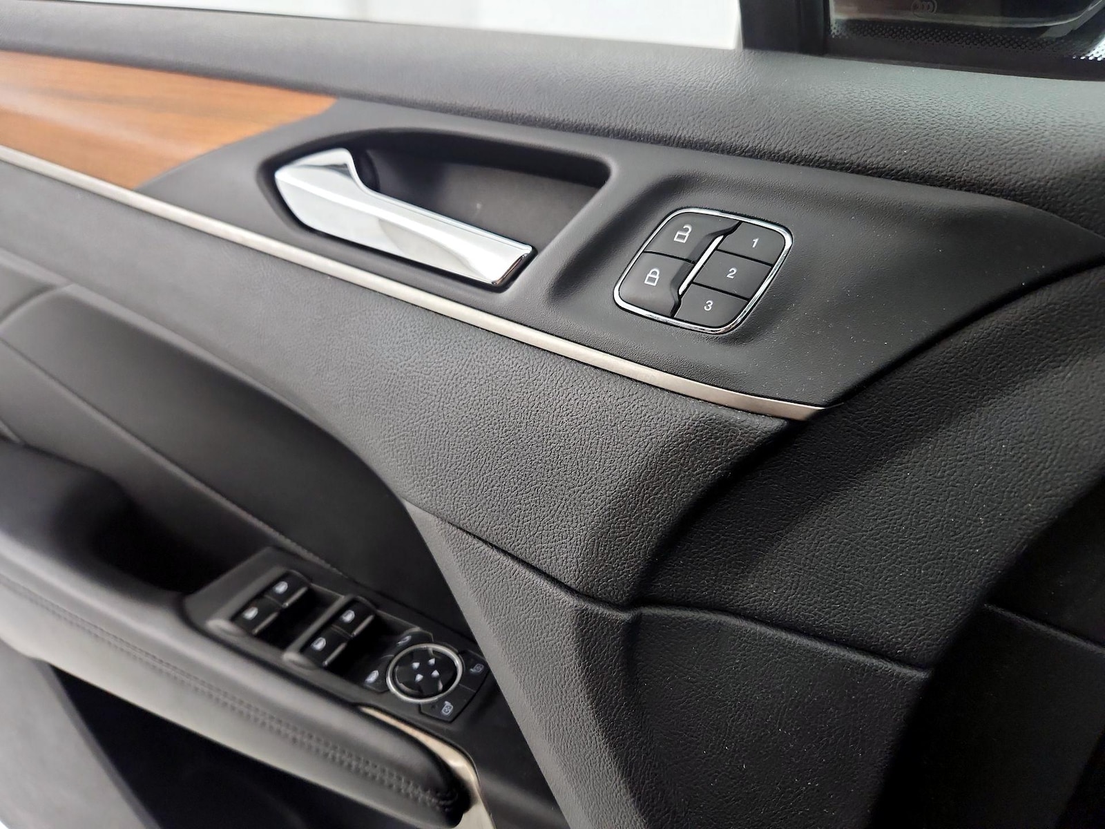 2016 Lincoln MKC Reserve - Photo 13