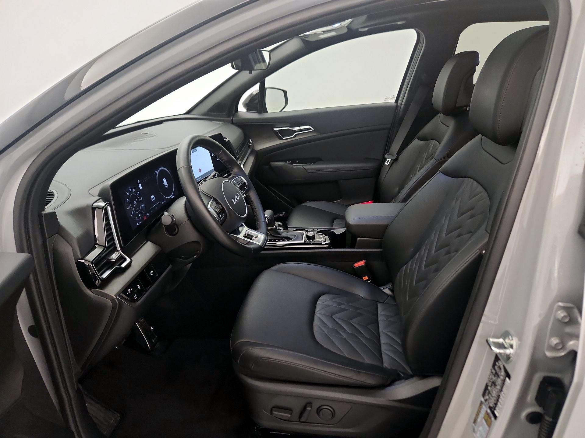 Thumbnail: 2025 Kia Sportage - 11