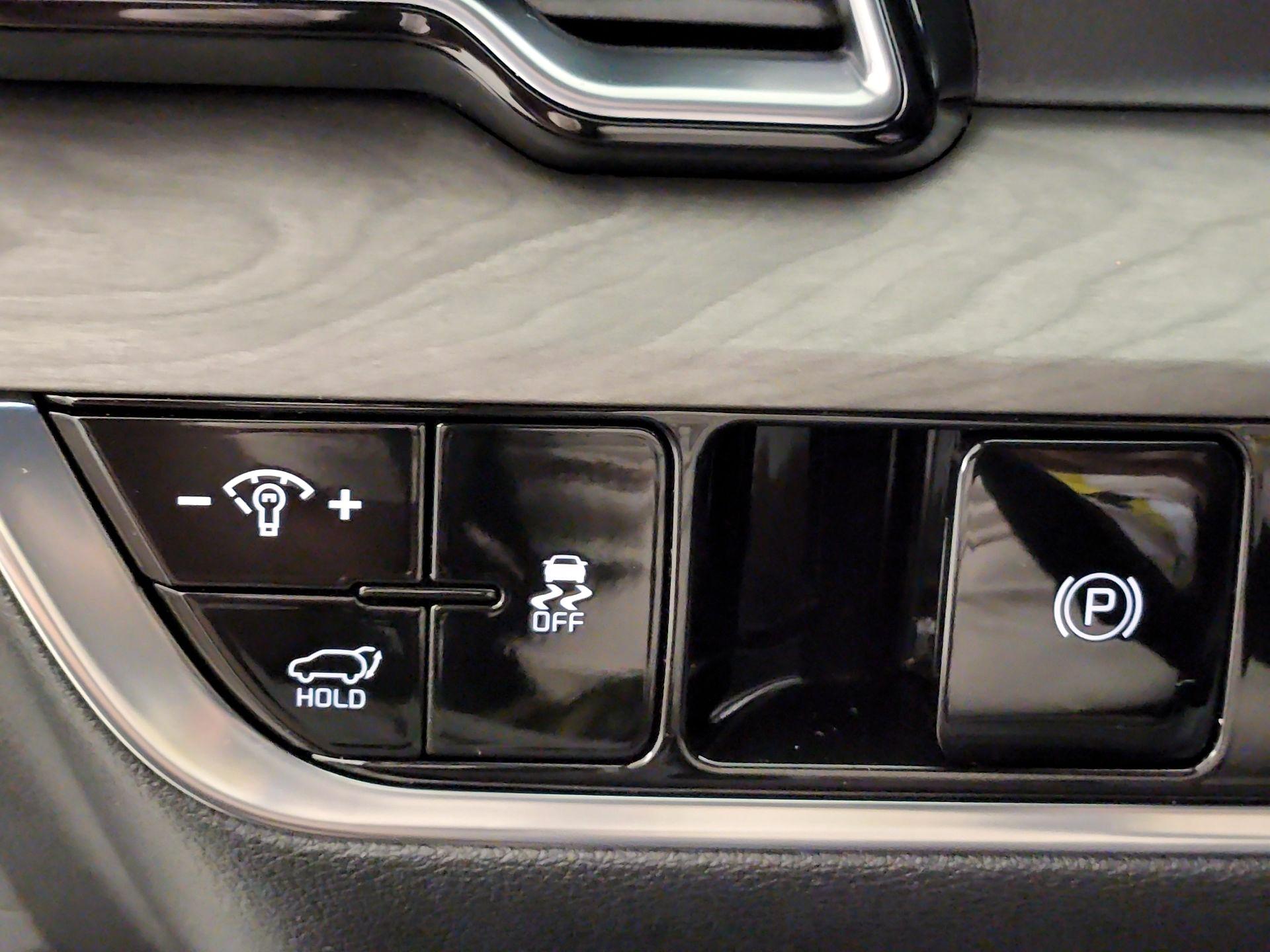 Thumbnail: 2025 Kia Sportage - 13