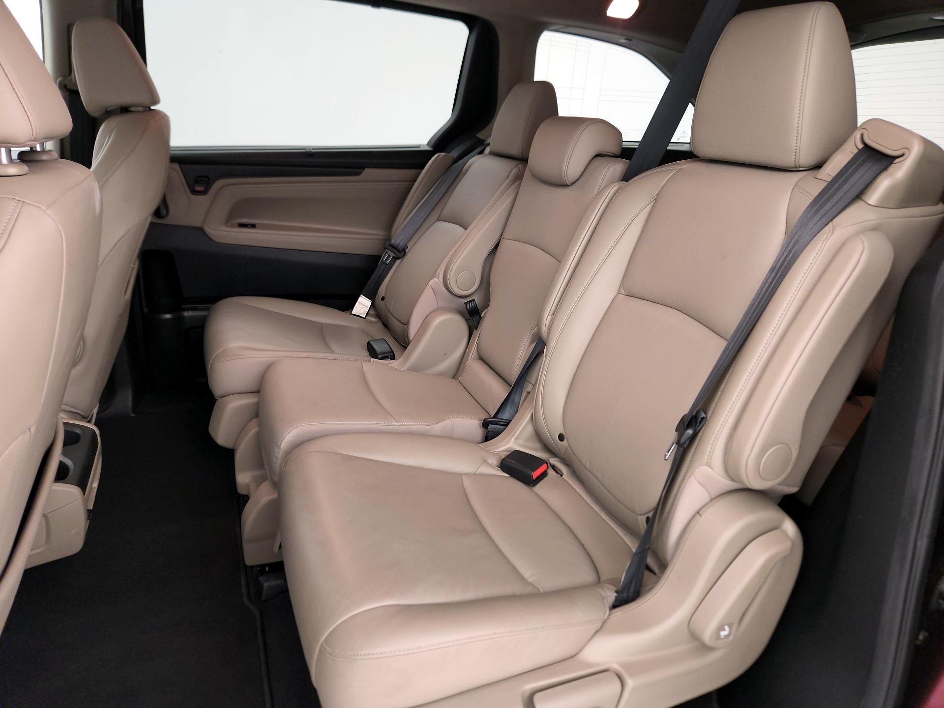 Thumbnail: 2018 Honda Odyssey - 20