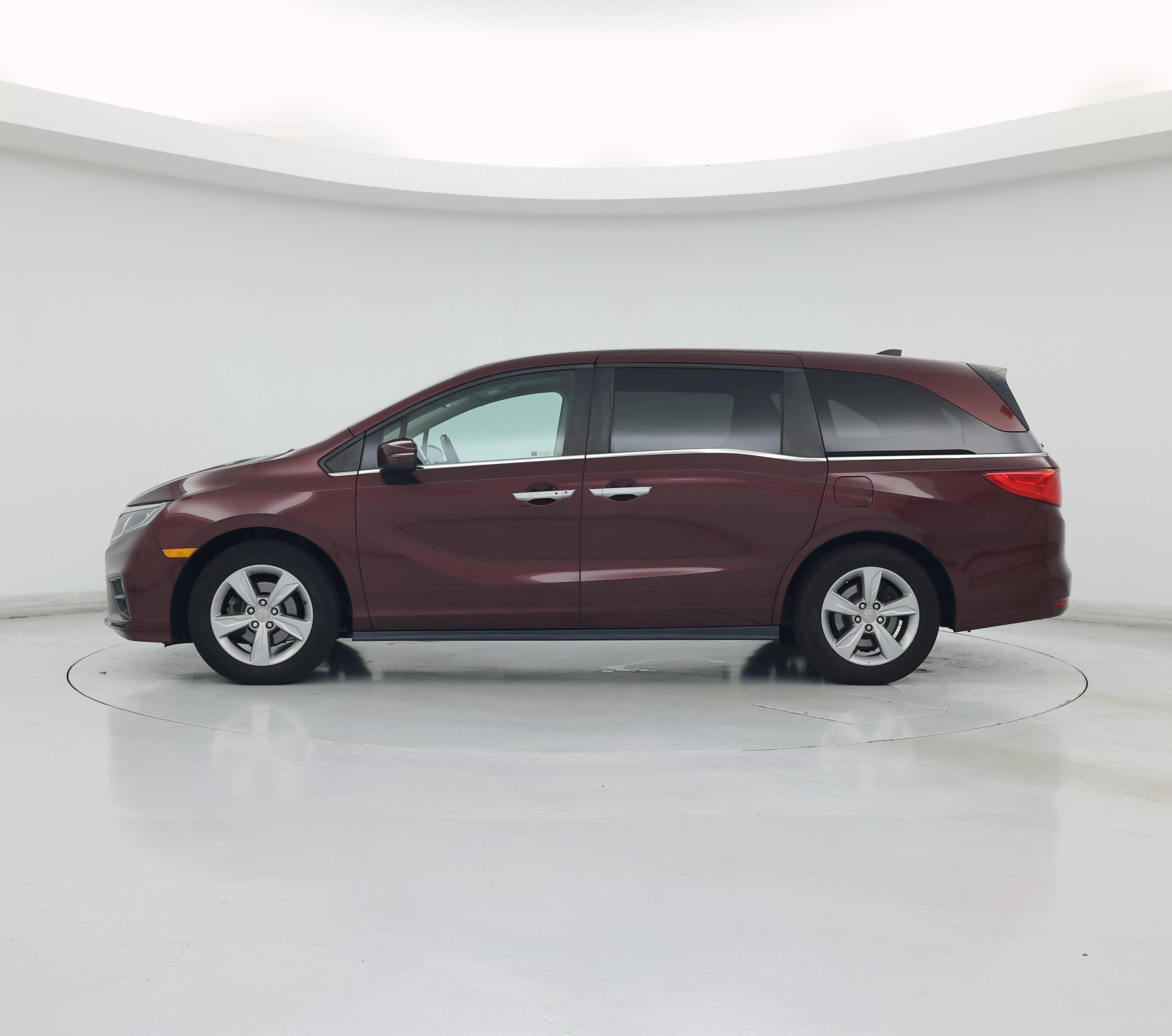 Thumbnail: 2018 Honda Odyssey - 3