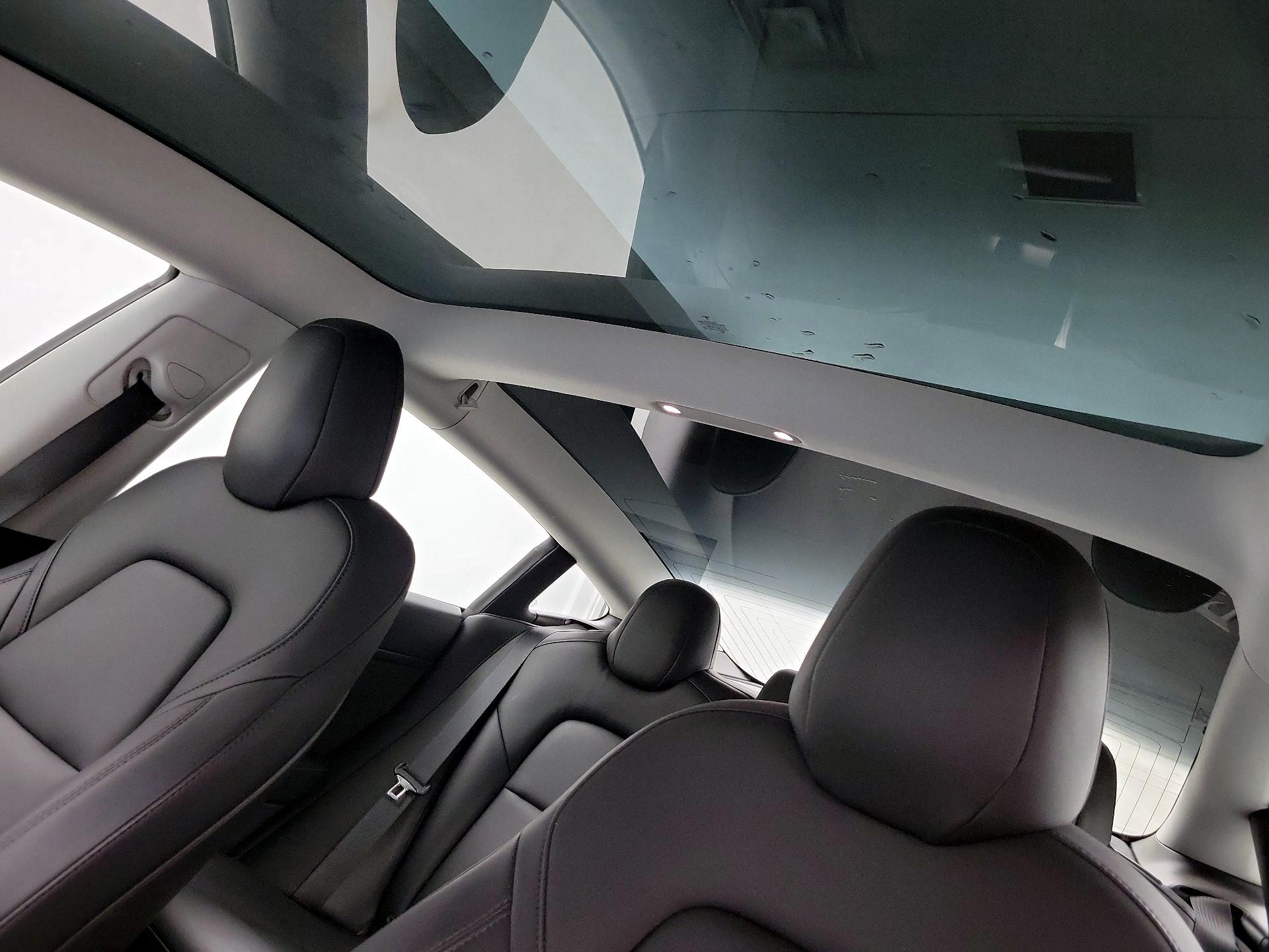 Thumbnail: 2020 Tesla Model 3 - 19