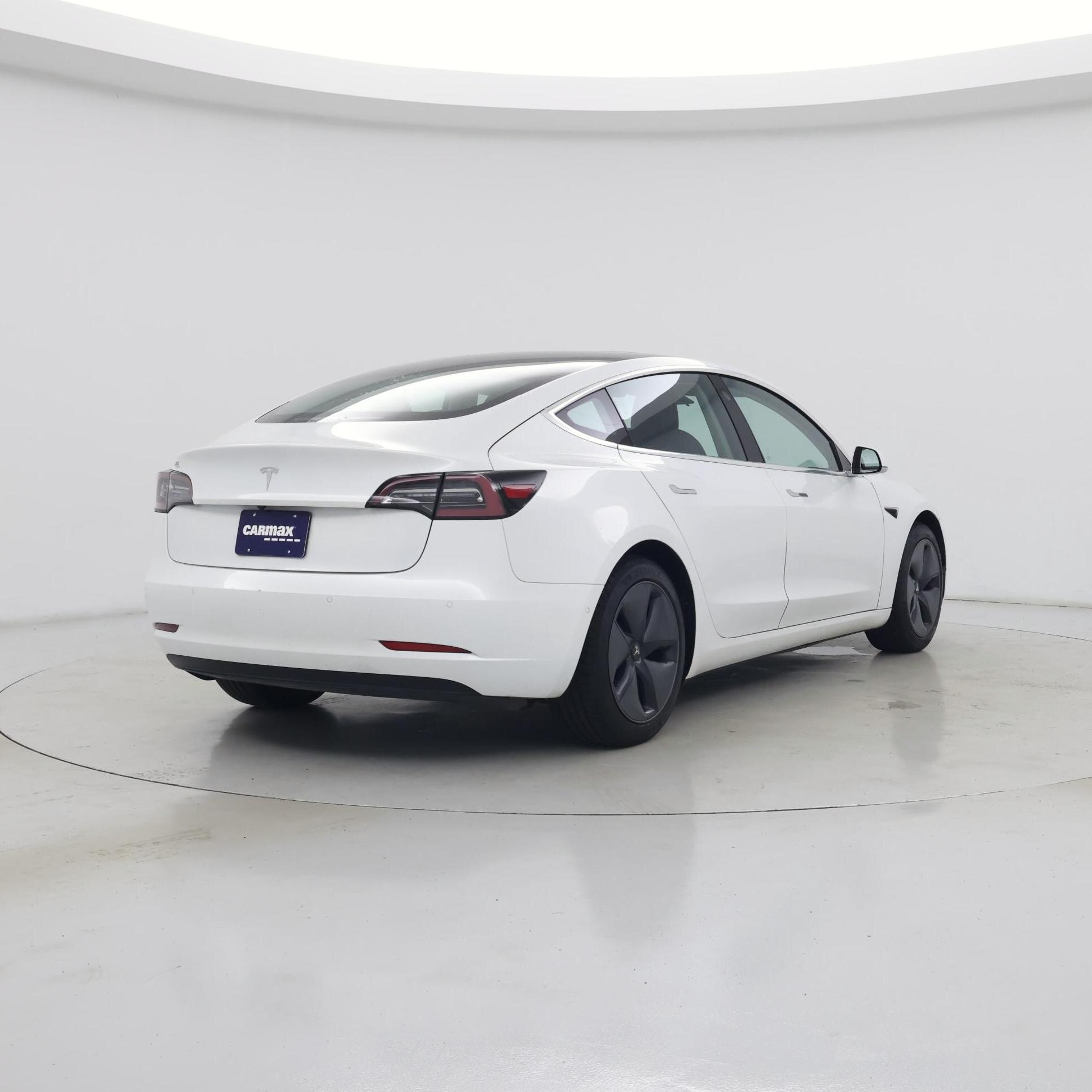 Thumbnail: 2020 Tesla Model 3 - 8