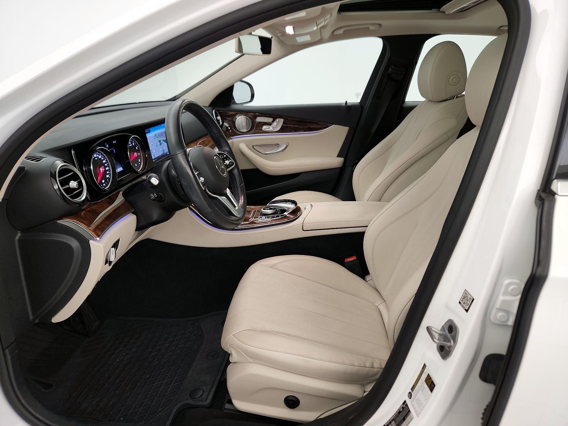 Thumbnail: 2019 Mercedes-Benz E-Class - 11