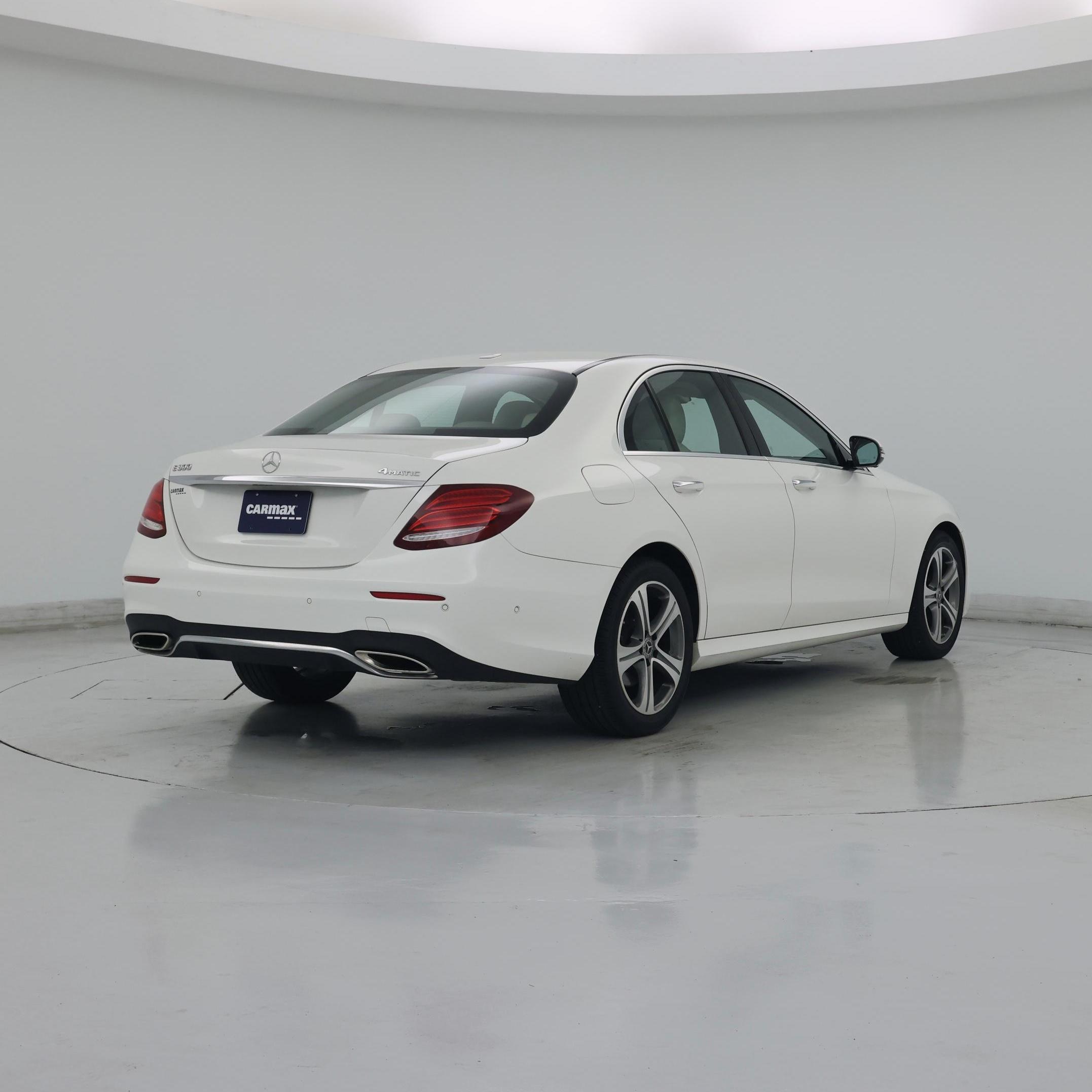 Thumbnail: 2019 Mercedes-Benz E-Class - 8