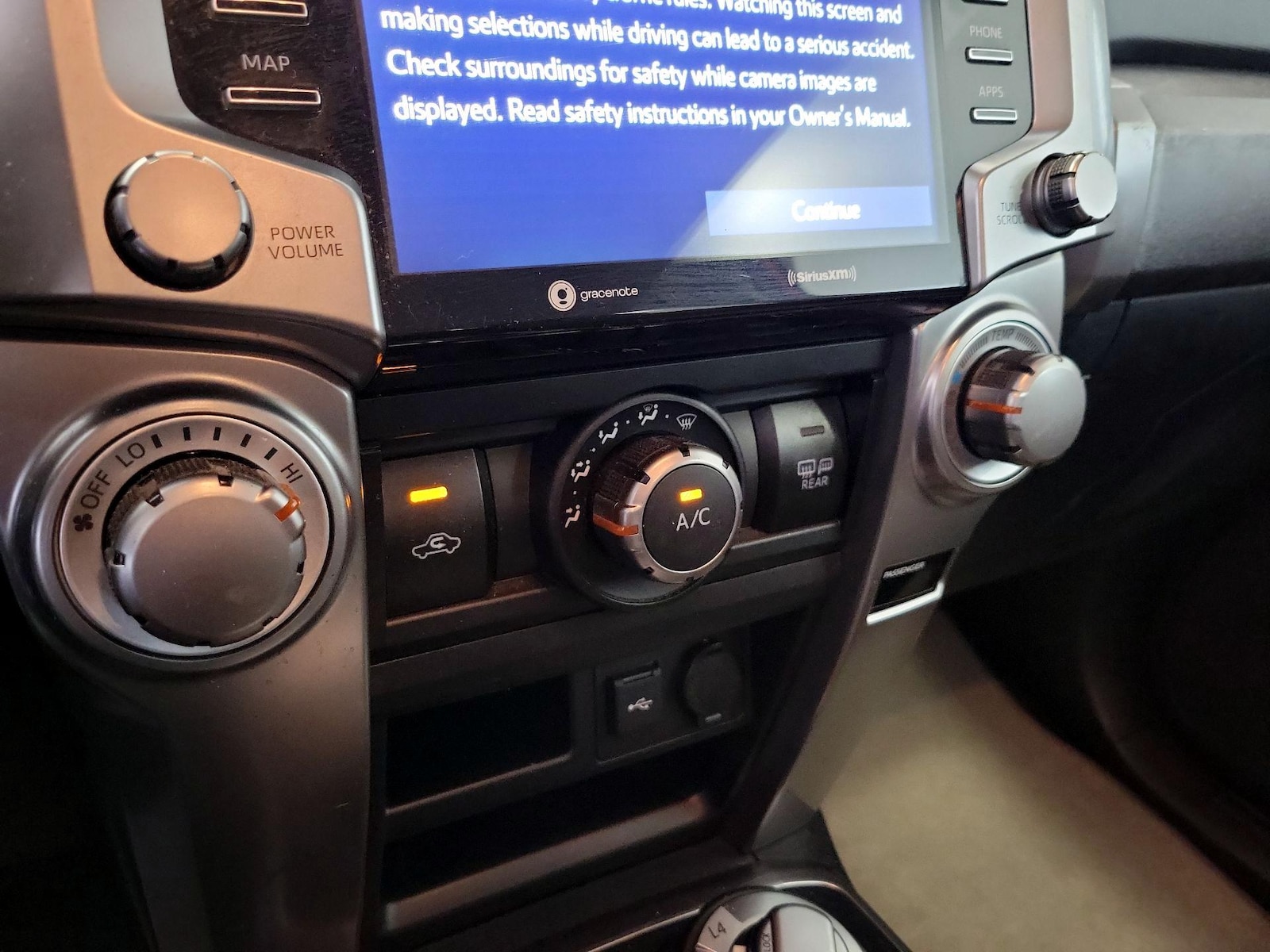 2021 Toyota 4Runner SR5 - Photo 17
