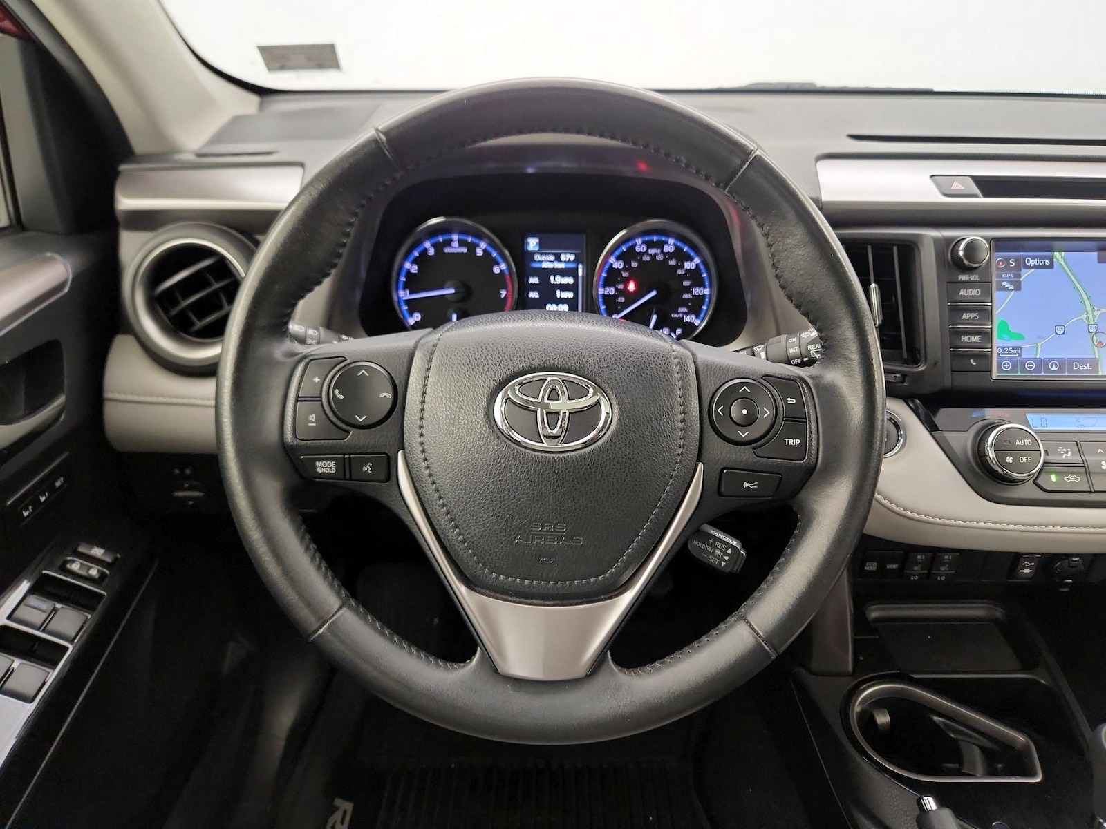 2018 Toyota RAV4 Limited - Photo 11