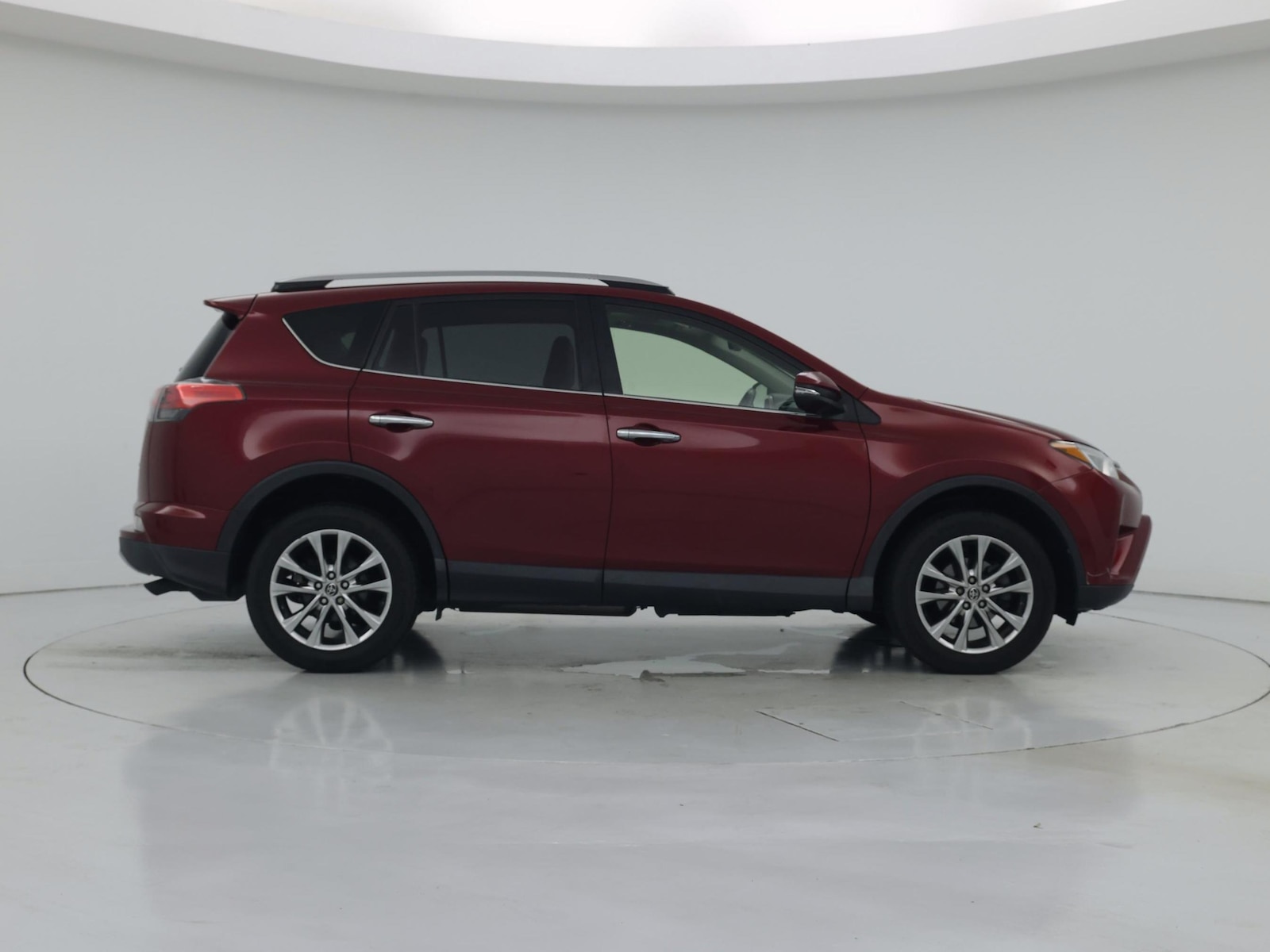 2018 Toyota RAV4 Limited - Photo 8