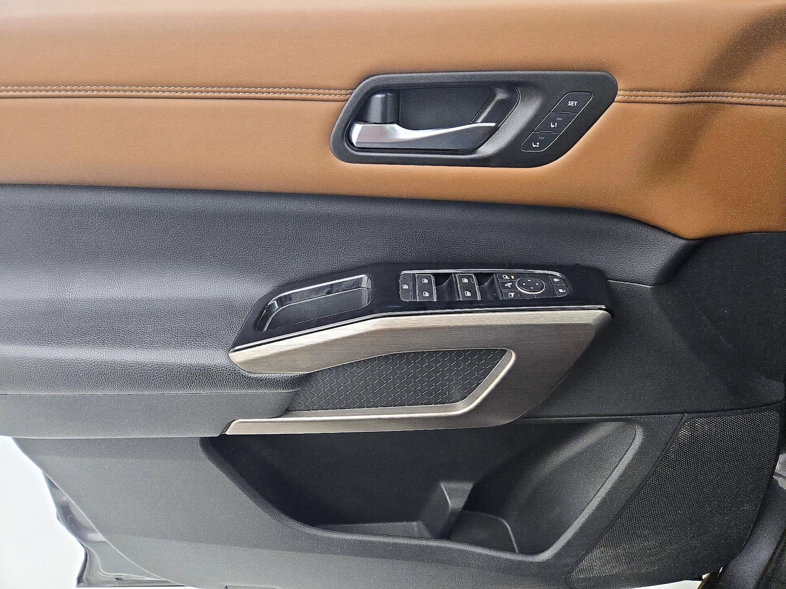 2023 Nissan Pathfinder Platinum - Photo 13