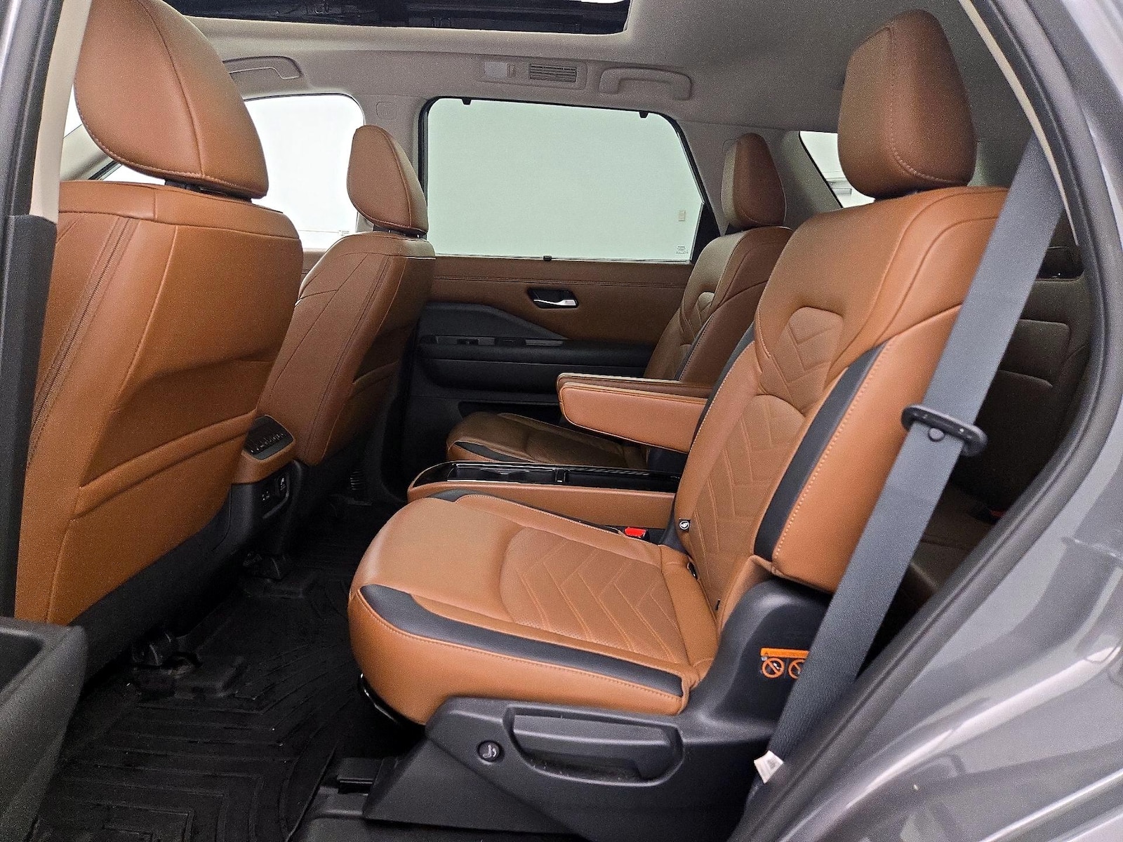 2023 Nissan Pathfinder Platinum - Photo 22