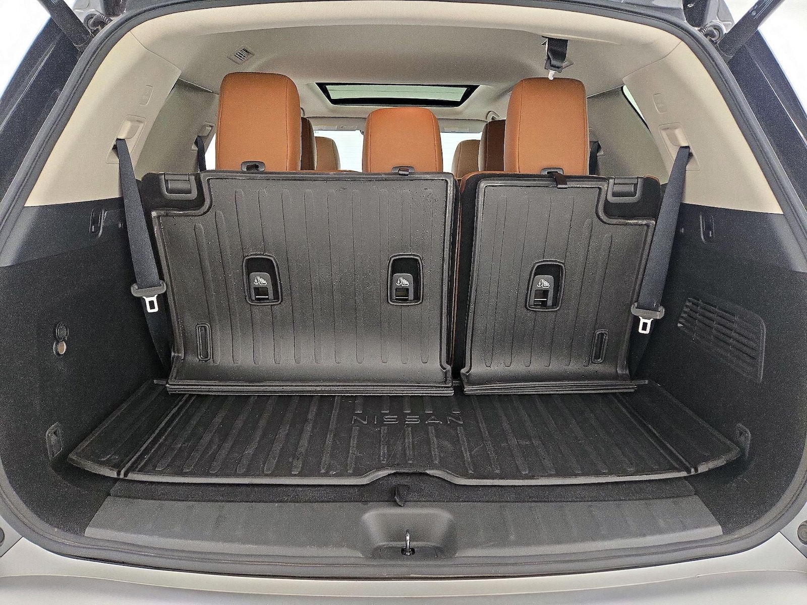 2023 Nissan Pathfinder Platinum - Photo 24