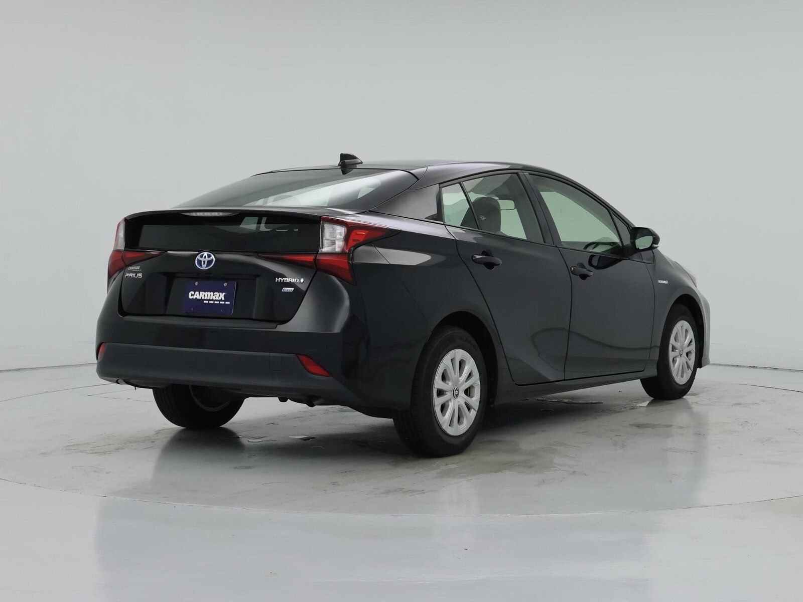 2021 Toyota Prius L Eco - Photo 9