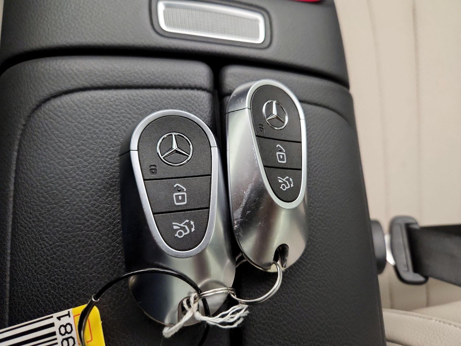 2025 Mercedes-Benz E-Class E450 - Photo 24