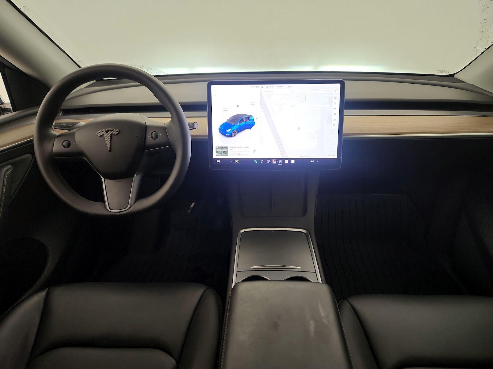2025 Tesla Model Y Long Range - Photo 10
