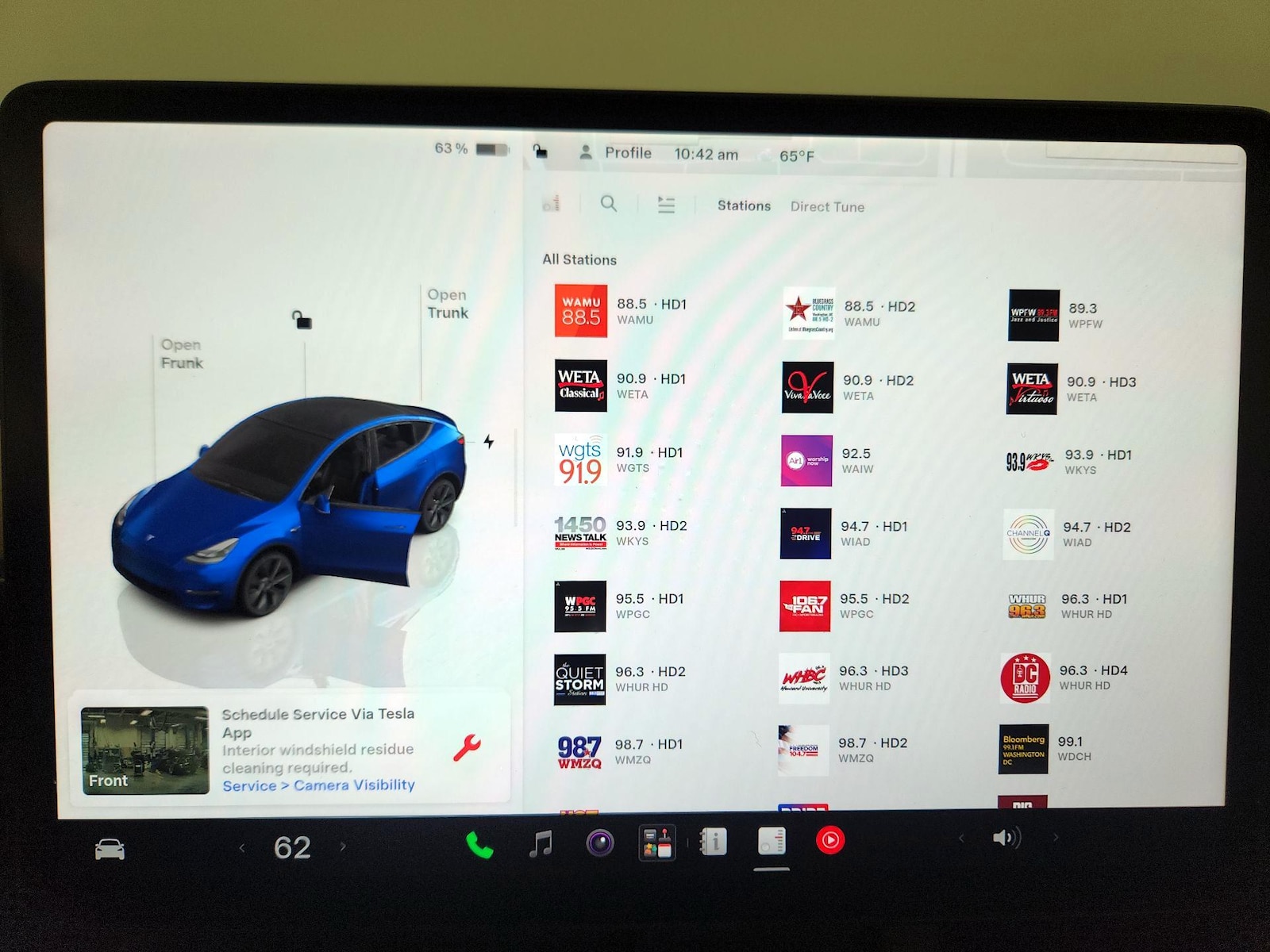 2025 Tesla Model Y Long Range - Photo 16