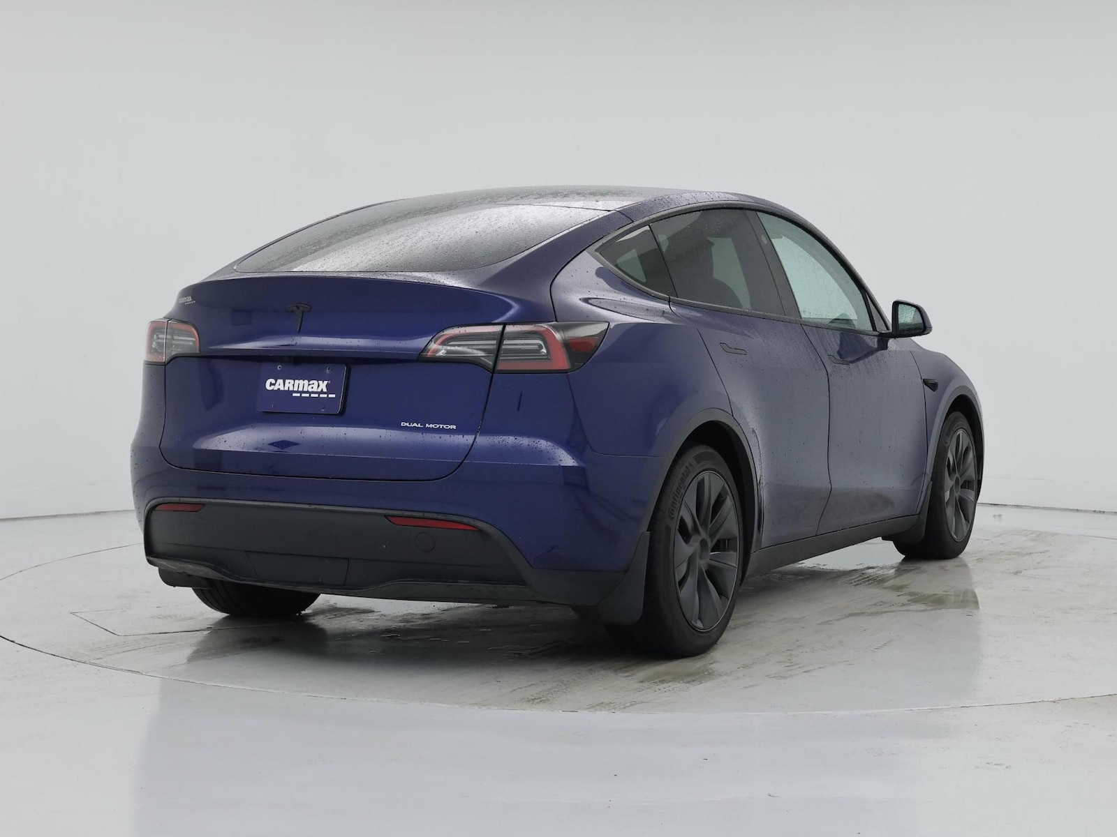 2025 Tesla Model Y Long Range - Photo 9