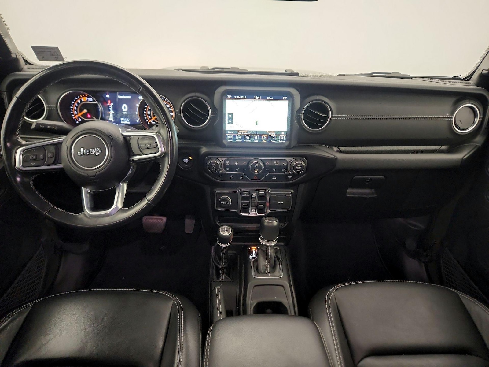 Apple CarPlay® & Android Auto™