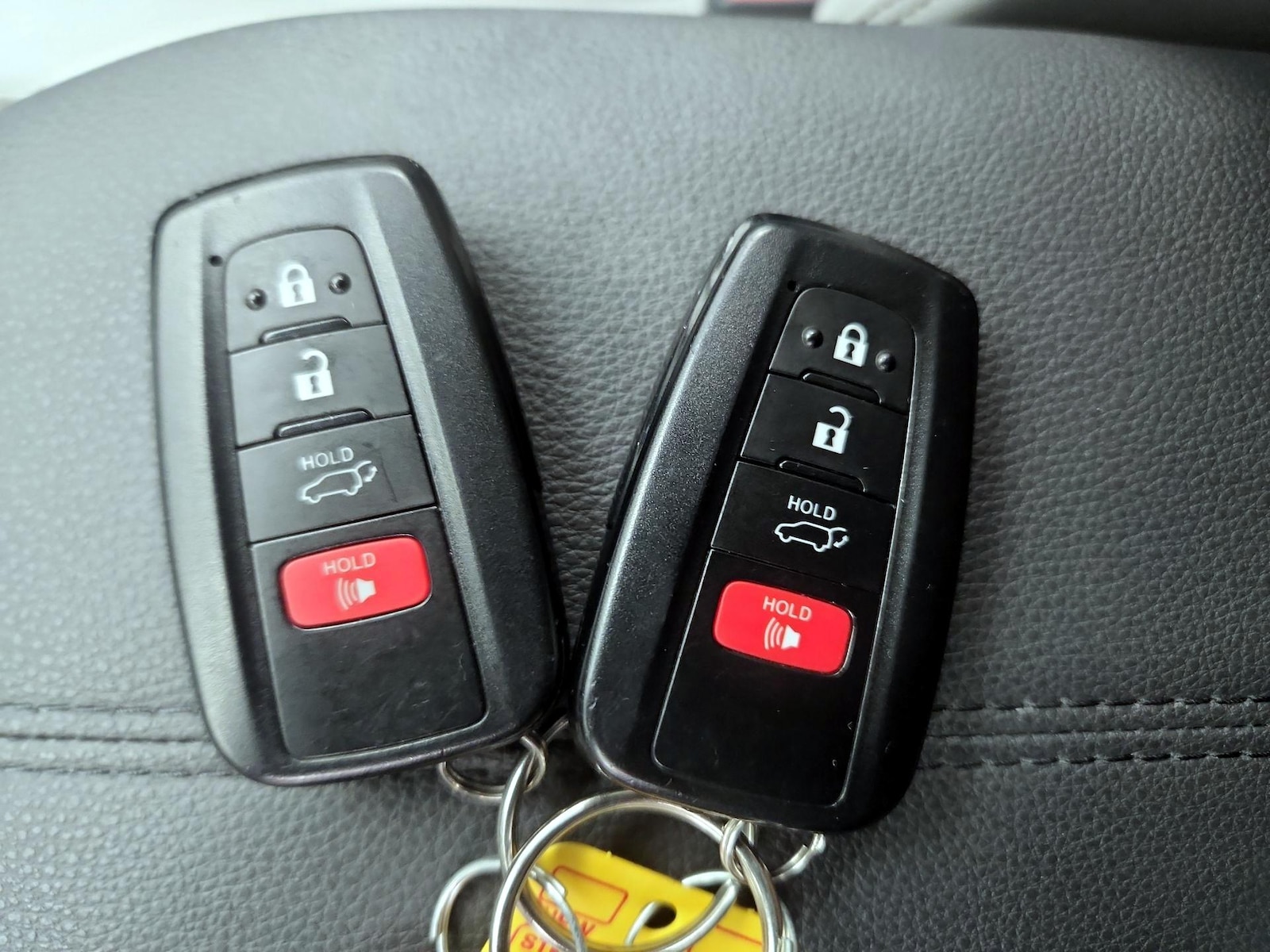 2024 Toyota RAV4 XLE Premium - Photo 24