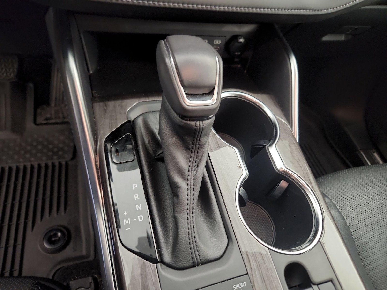 2022 Toyota Highlander Platinum - Photo 19