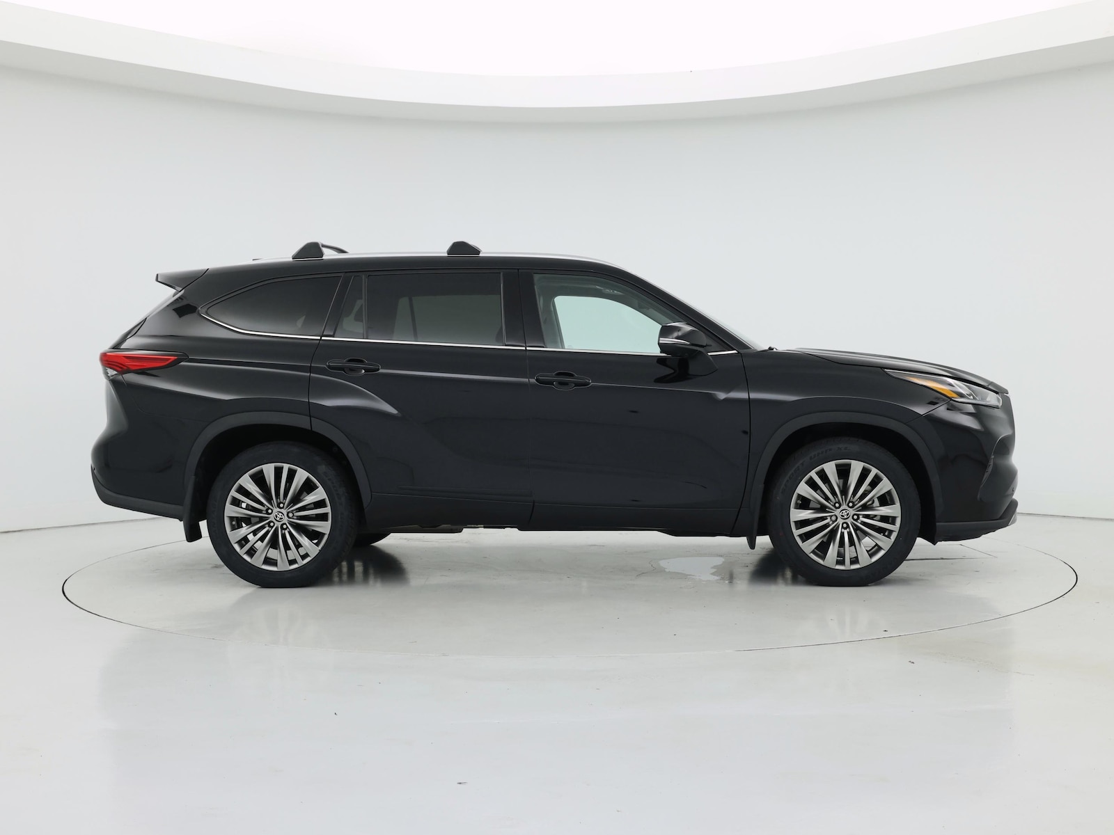 2022 Toyota Highlander Platinum - Photo 8