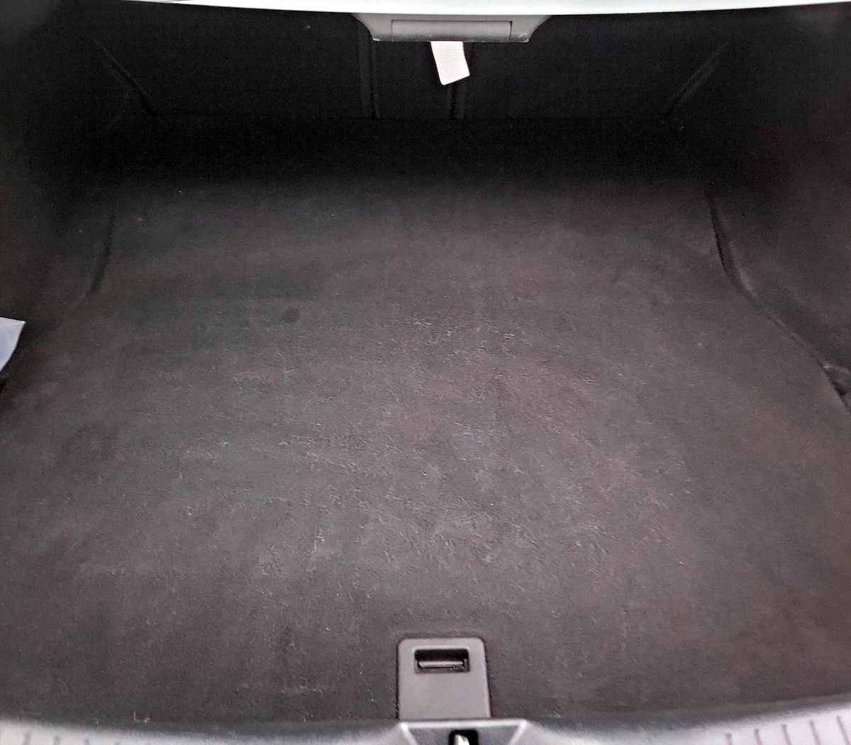 Trunk/Cargo (Seats Up)