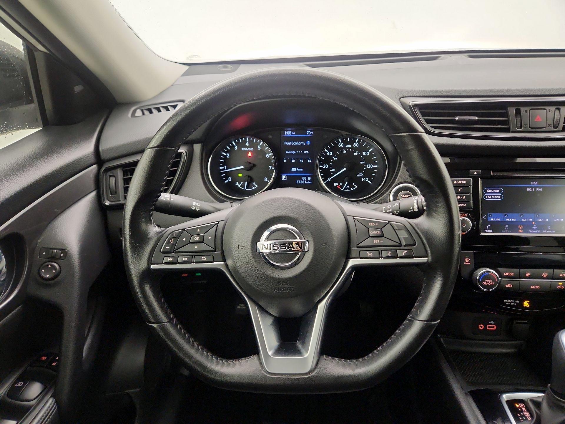 Thumbnail: 2020 Nissan Rogue - 10