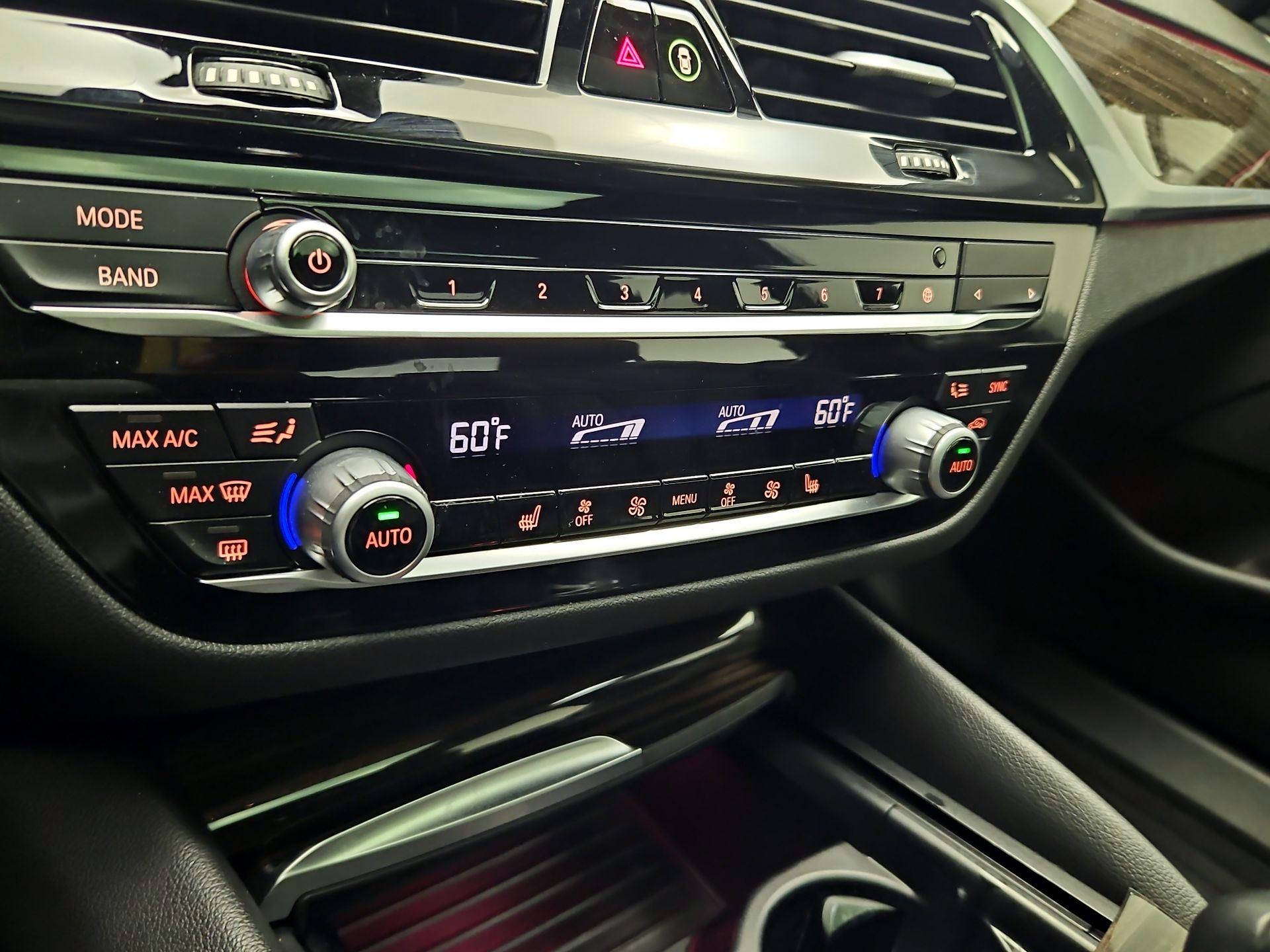 Thumbnail: 2020 BMW 5 Series - 17