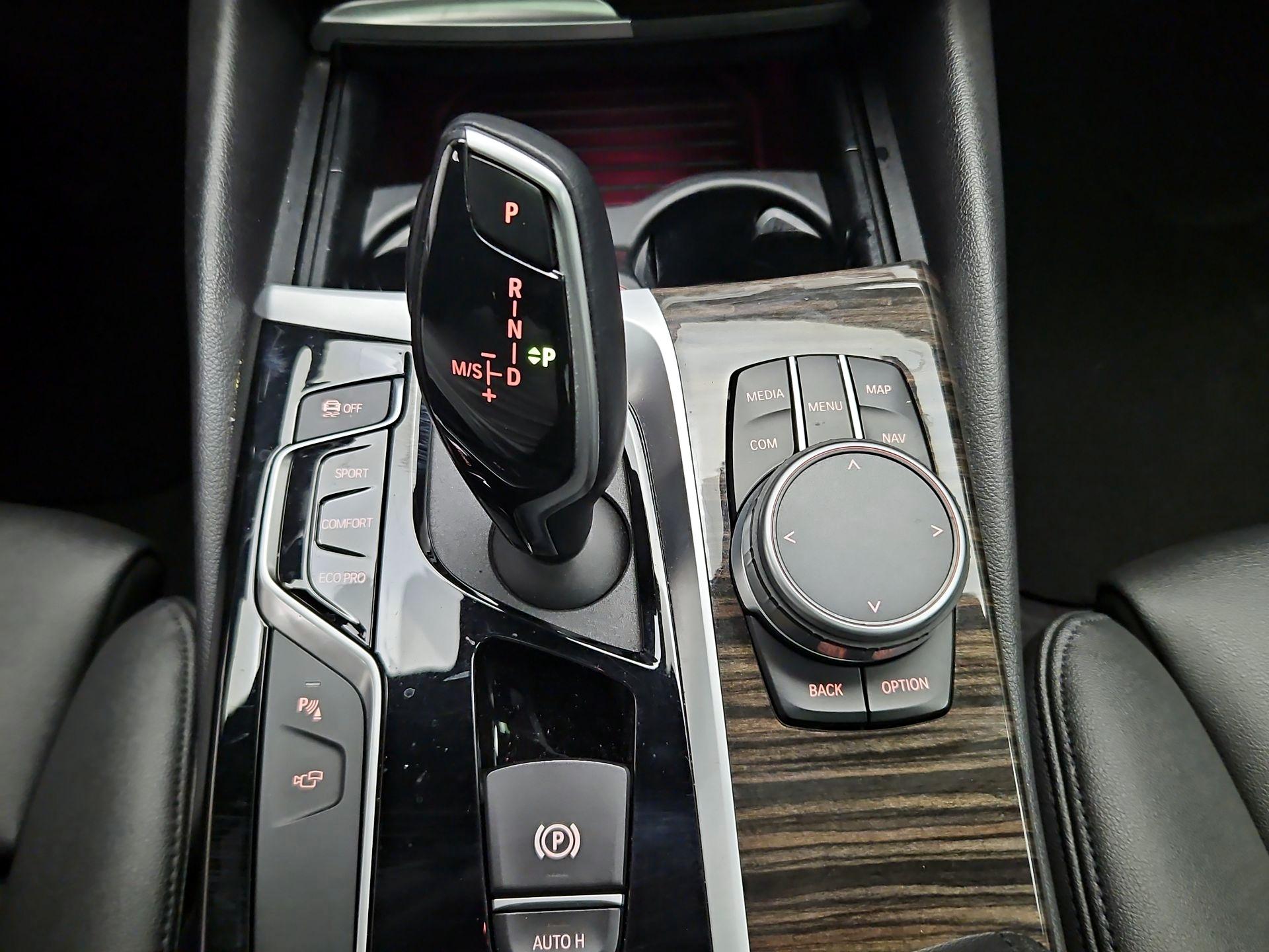 Thumbnail: 2020 BMW 5 Series - 18