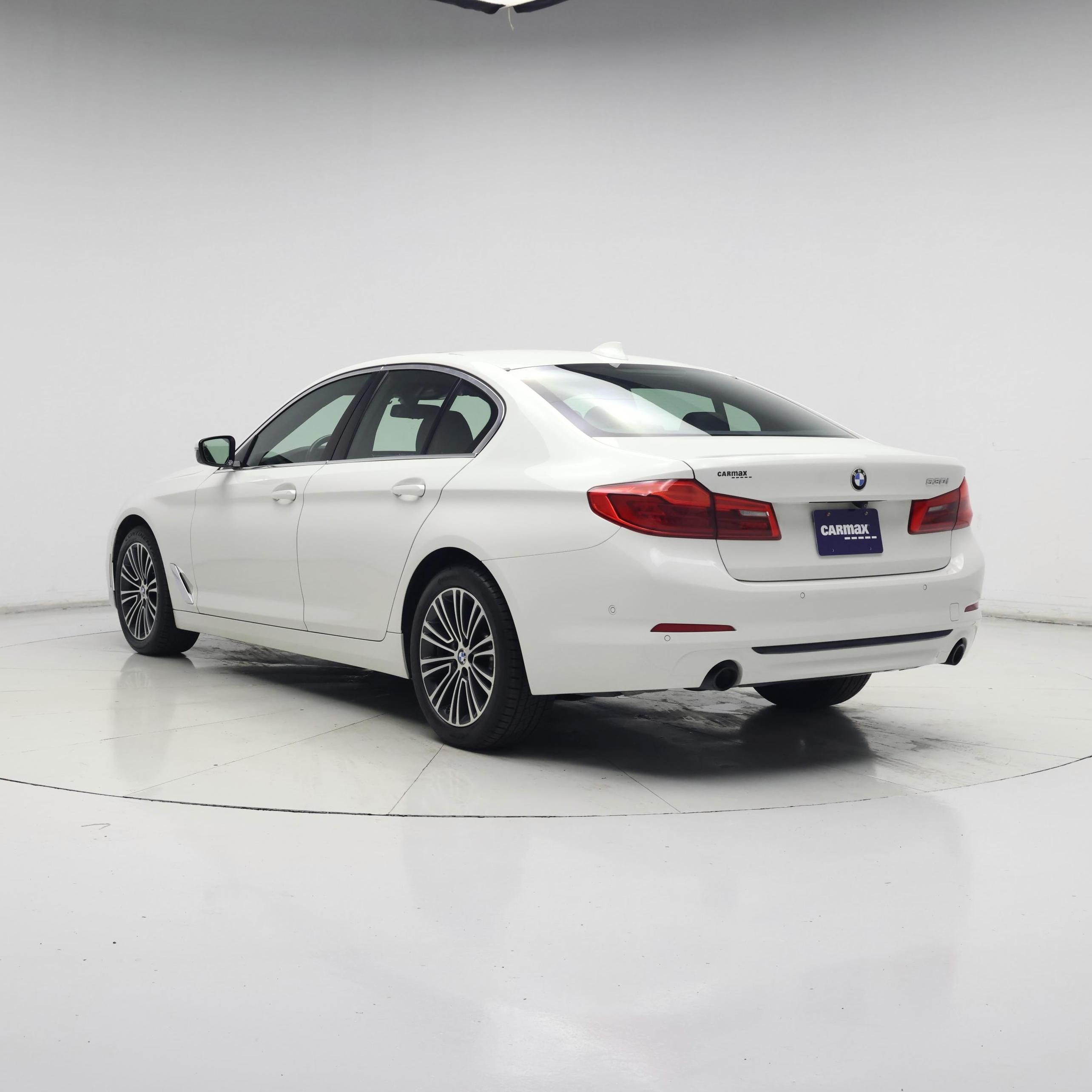 Thumbnail: 2020 BMW 5 Series - 2