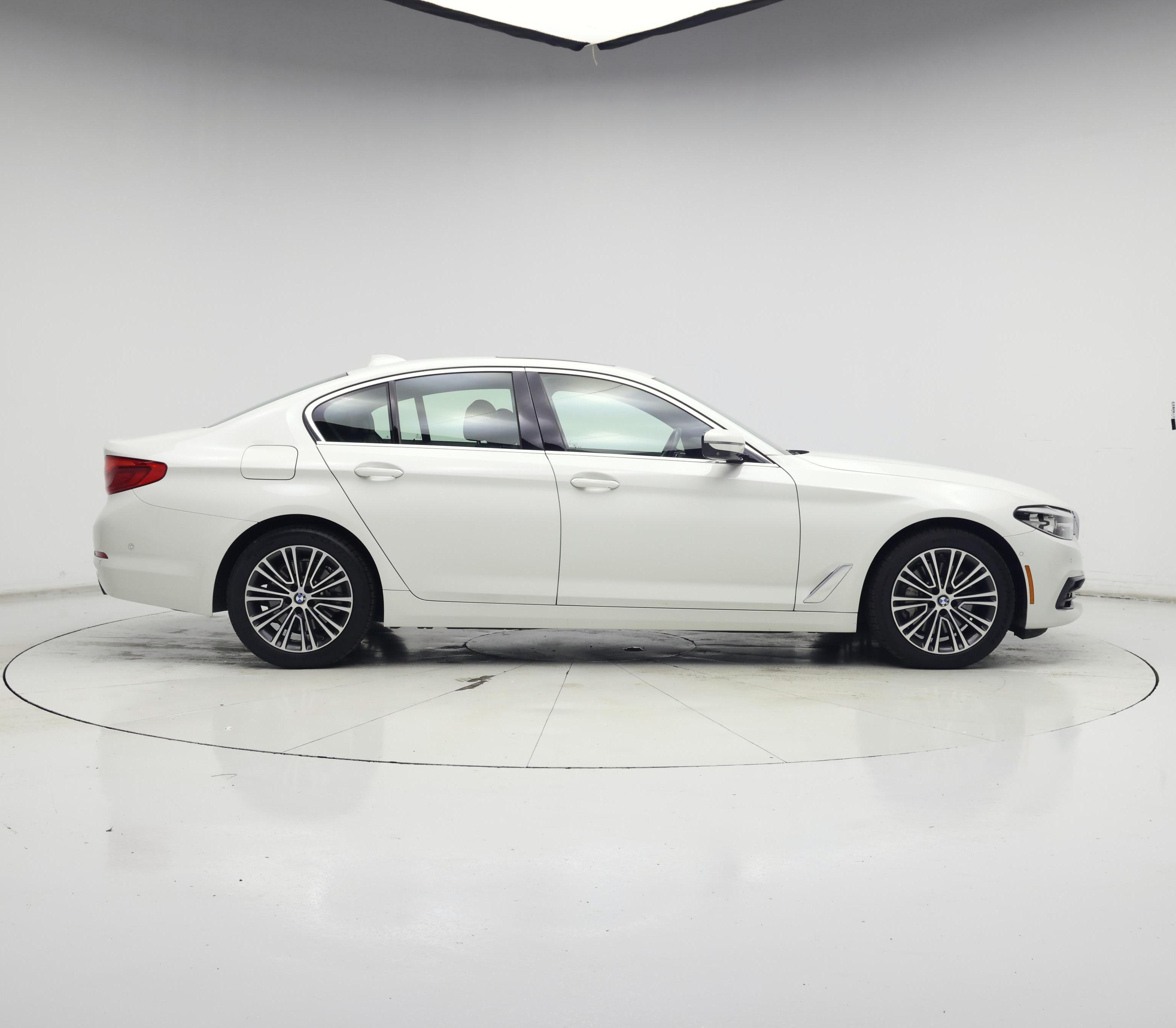 Thumbnail: 2020 BMW 5 Series - 7