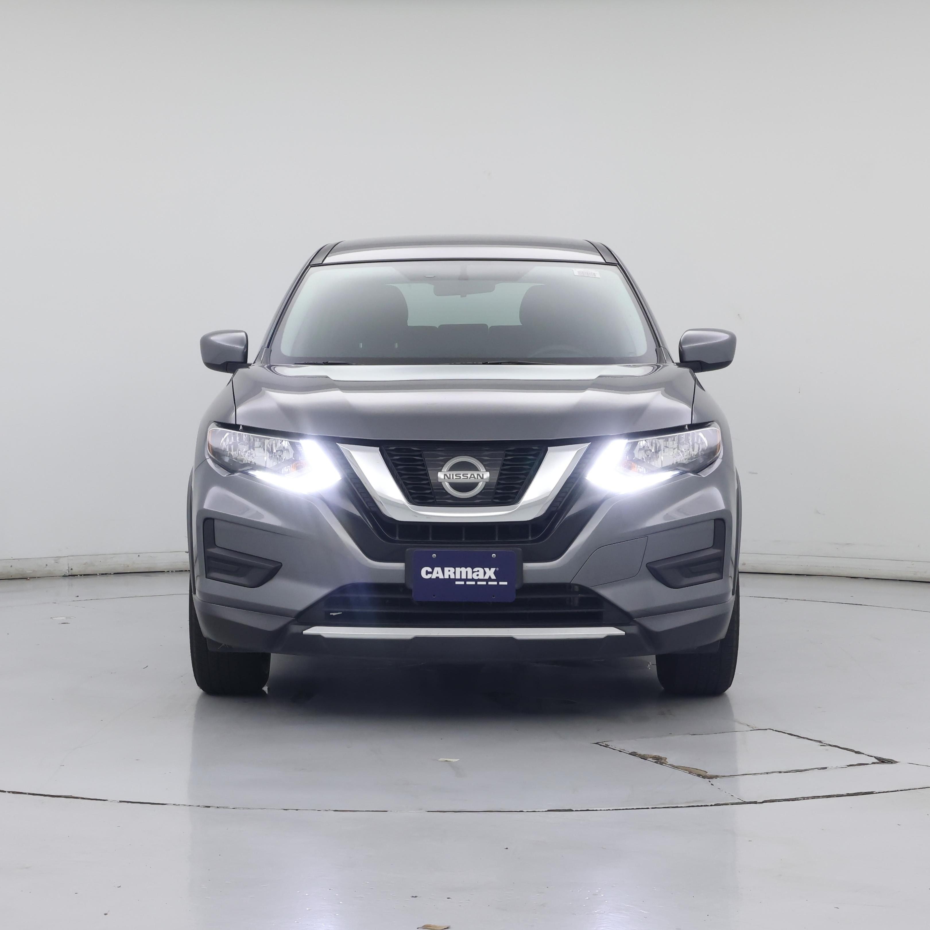 Thumbnail: 2017 Nissan Rogue - 5