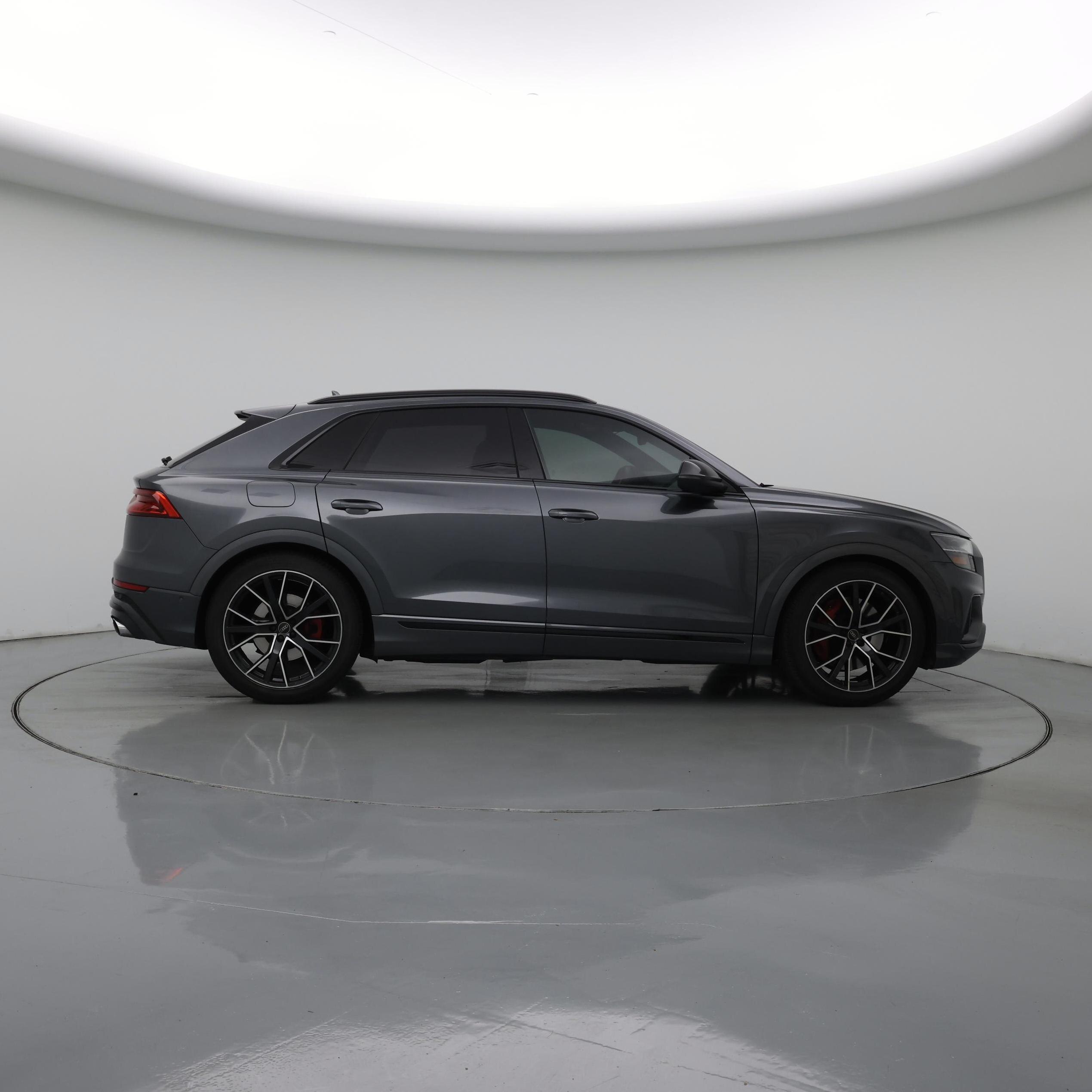 Thumbnail: 2023 Audi SQ8 - 7