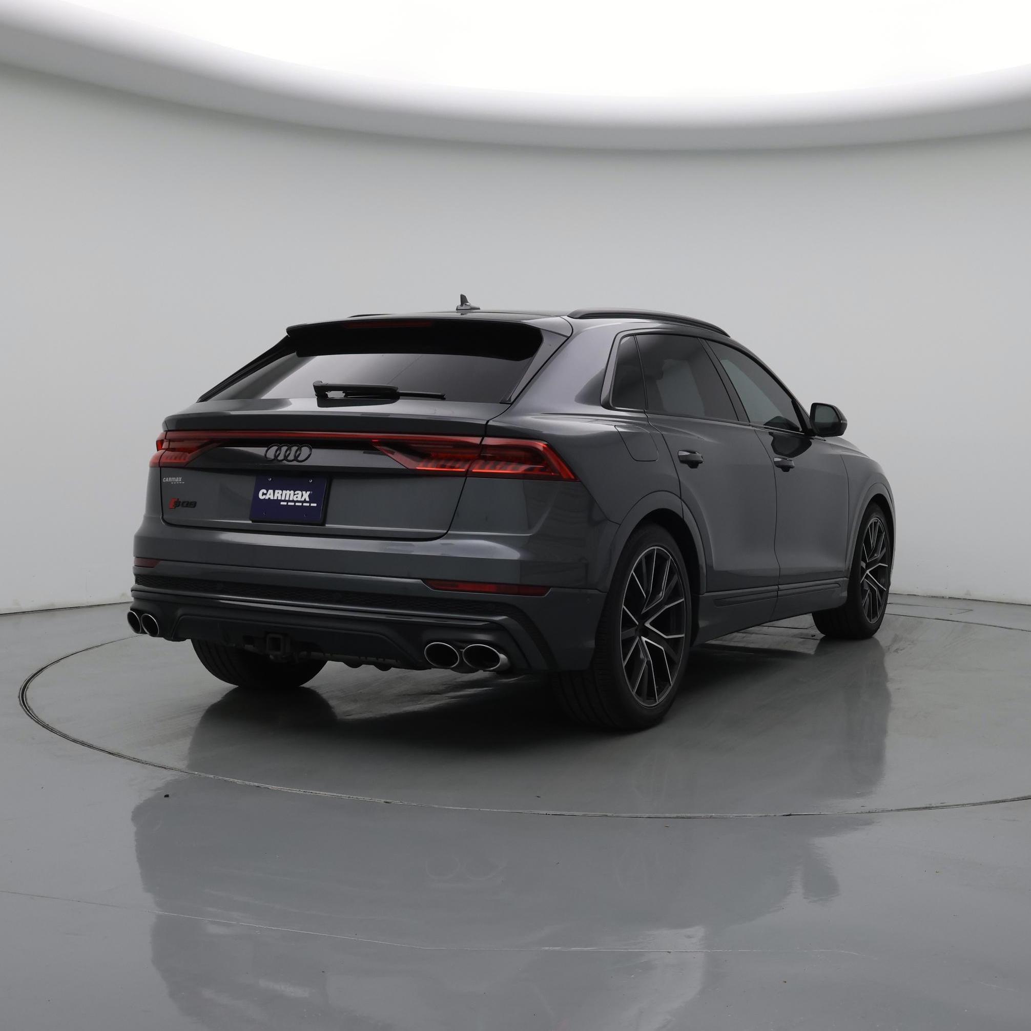 Thumbnail: 2023 Audi SQ8 - 8