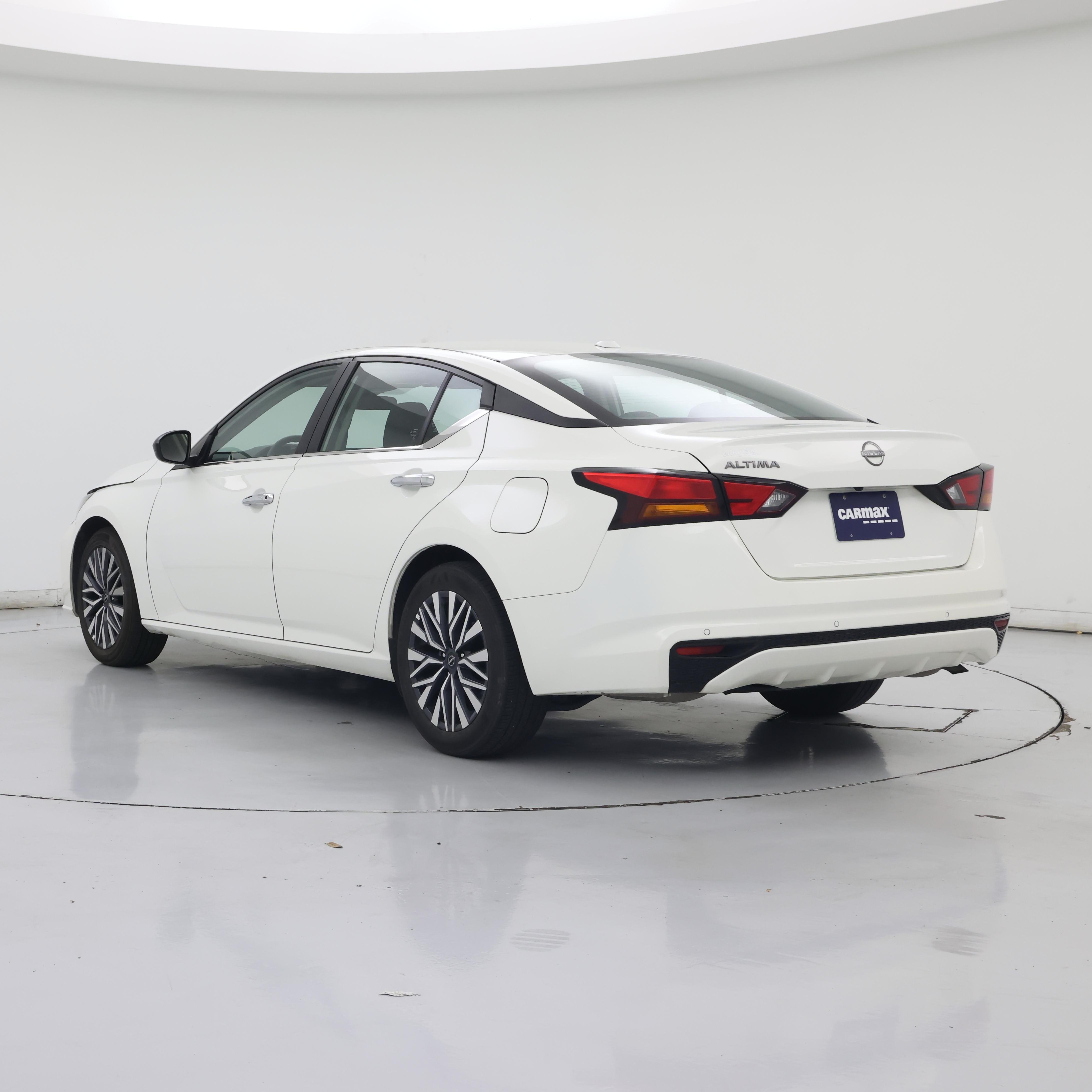 Thumbnail: 2025 Nissan Altima - 2